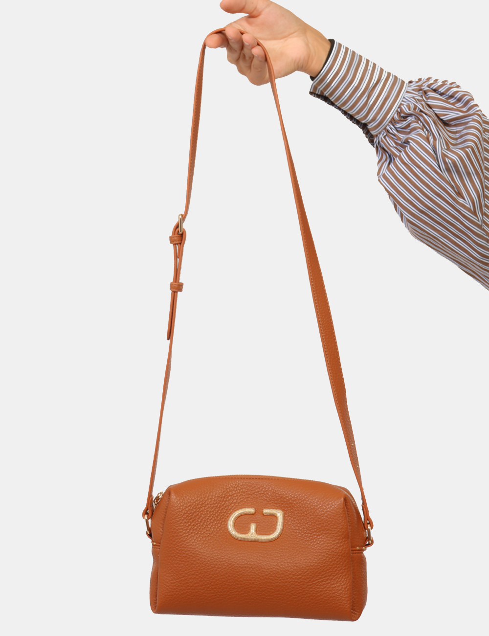CV6AI-13124-W-CC_MARRONE_AI26_6 Borsa Gaudi Marrone - Borsa GAUDI Marrone da donnaLa Borsa GAUDI Marrone da donna è l'accessorio ideale per completare i tuo