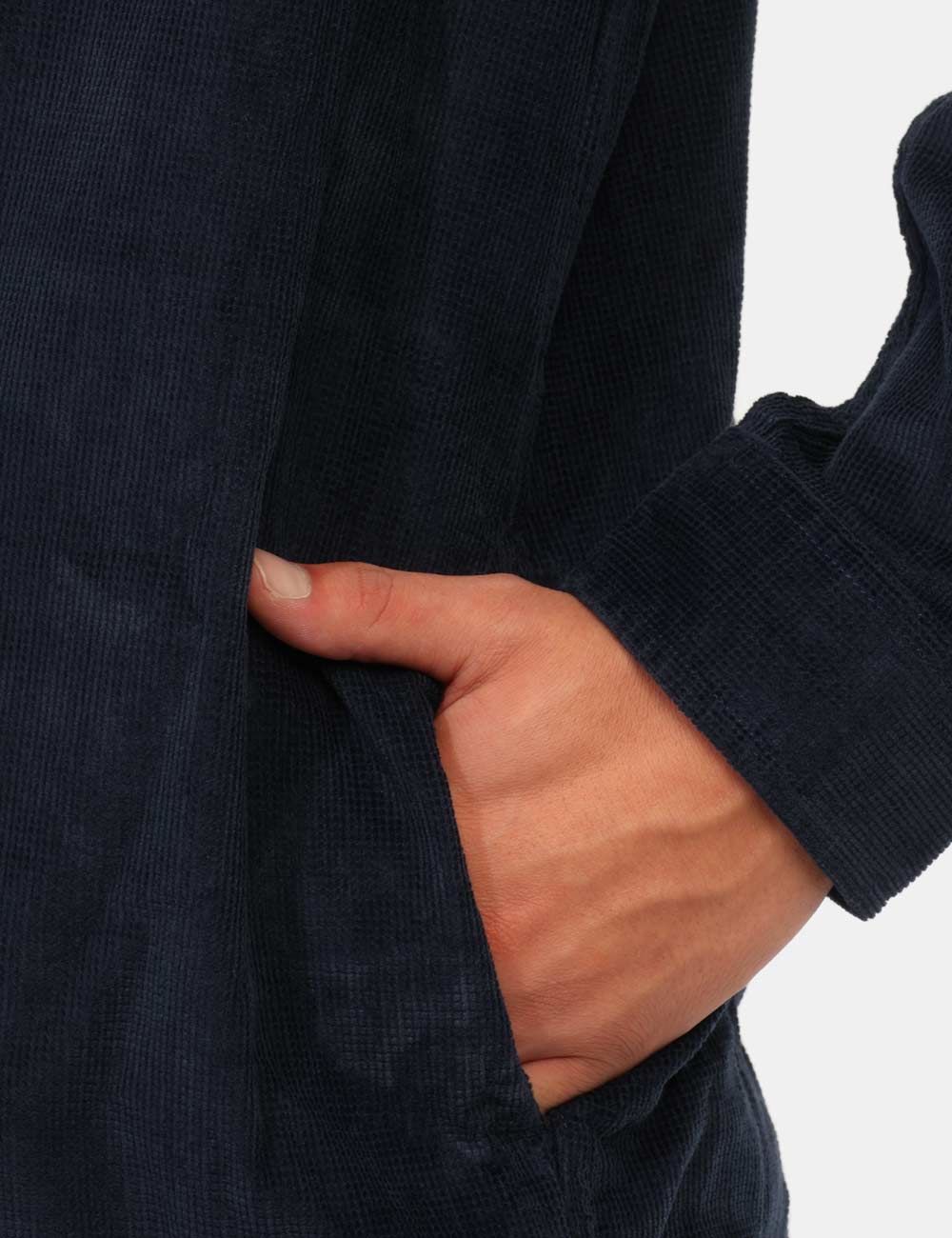 DM0DM21698_C1G_AI26_5 Camicia Tommy Hilfiger Blu - Camicia TOMMY HILFIGER Blu da uomo La Camicia TOMMY HILFIGER Blu è il capo ideale per chi desid