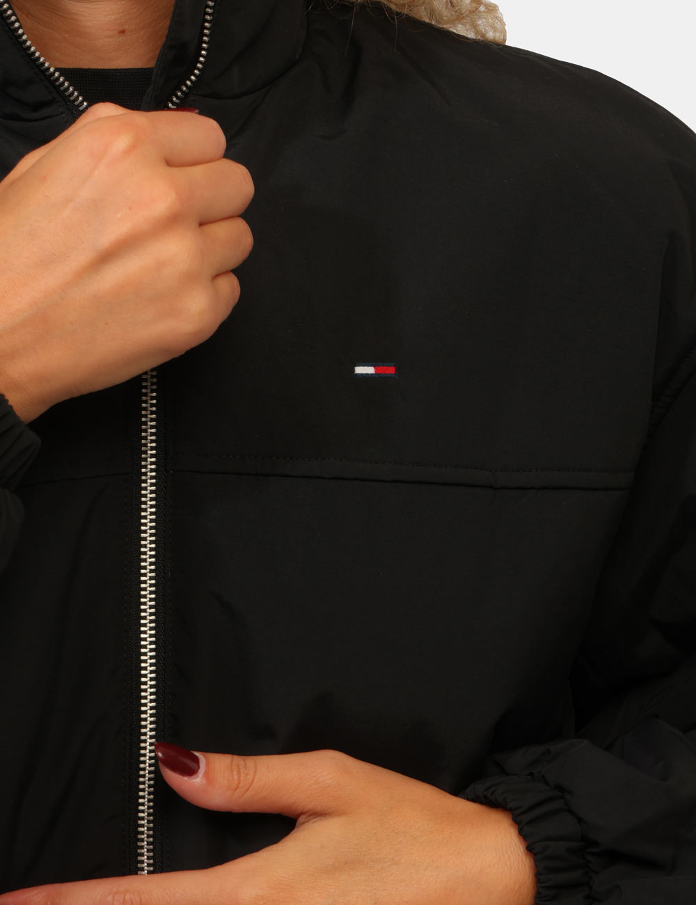 DW0DW22908_BDS_AI26_5 Piumino Tommy Hilfiger Nero - Piumino TOMMY HILFIGER Nero da donnaIl Piumino TOMMY HILFIGER Nero è il capo ideale per chi de