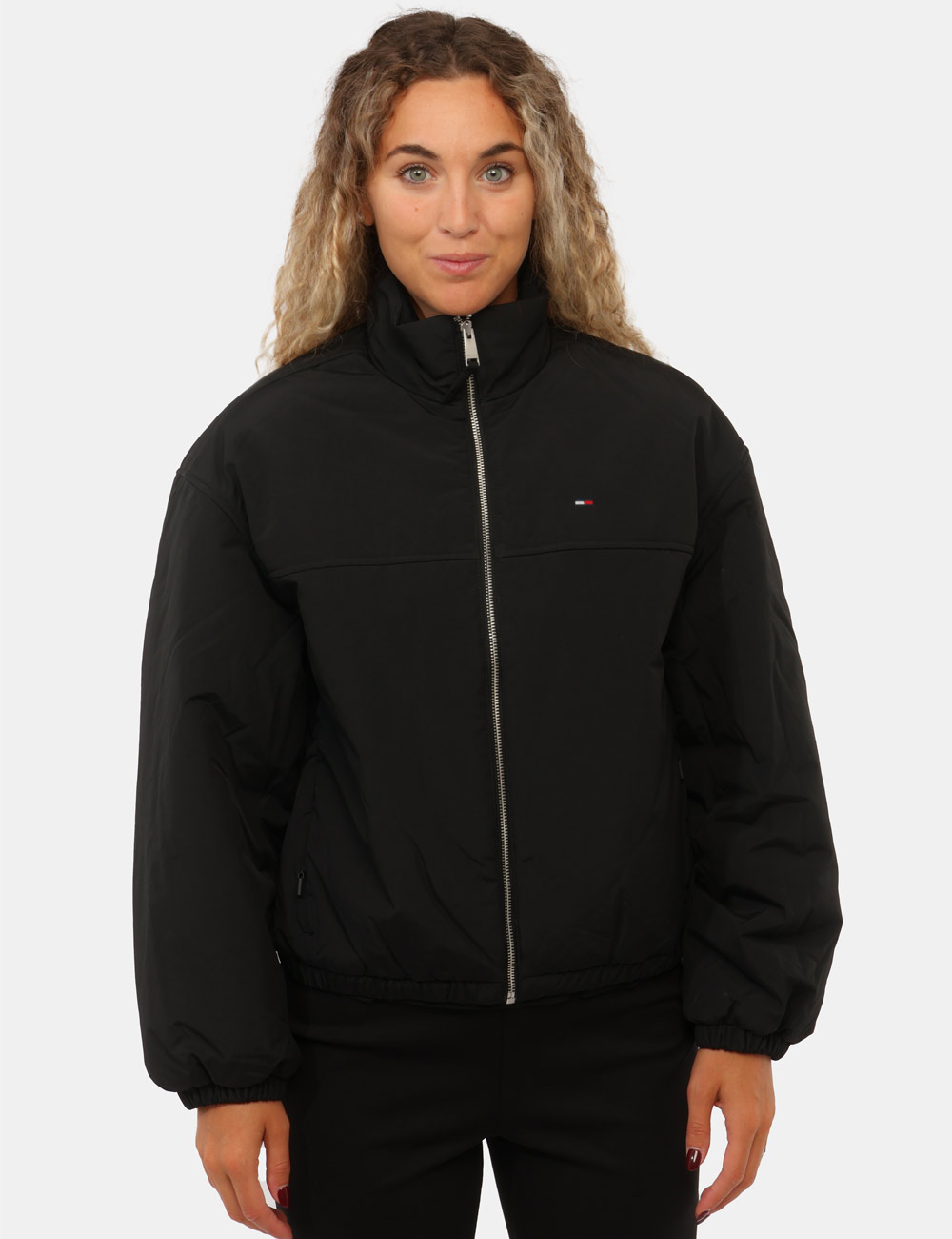 DW0DW22908_BDS_AI26_7 Piumino Tommy Hilfiger Nero - Piumino TOMMY HILFIGER Nero da donnaIl Piumino TOMMY HILFIGER Nero è il capo ideale per chi de