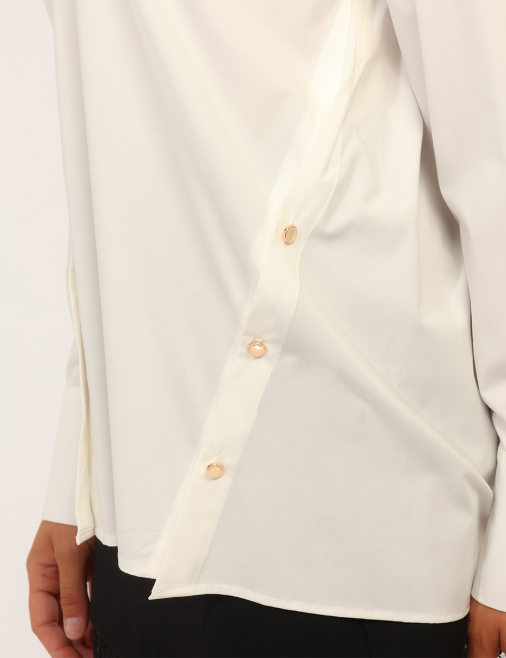 FP26WT6008-W58401-MCC_BIANCO_AI26_5 Camicia Fracomina Bianca tg.S - Camicia FRACOMINA Bianca. Il capo ideale per chi desidera un look raffinato e contemporaneo,
