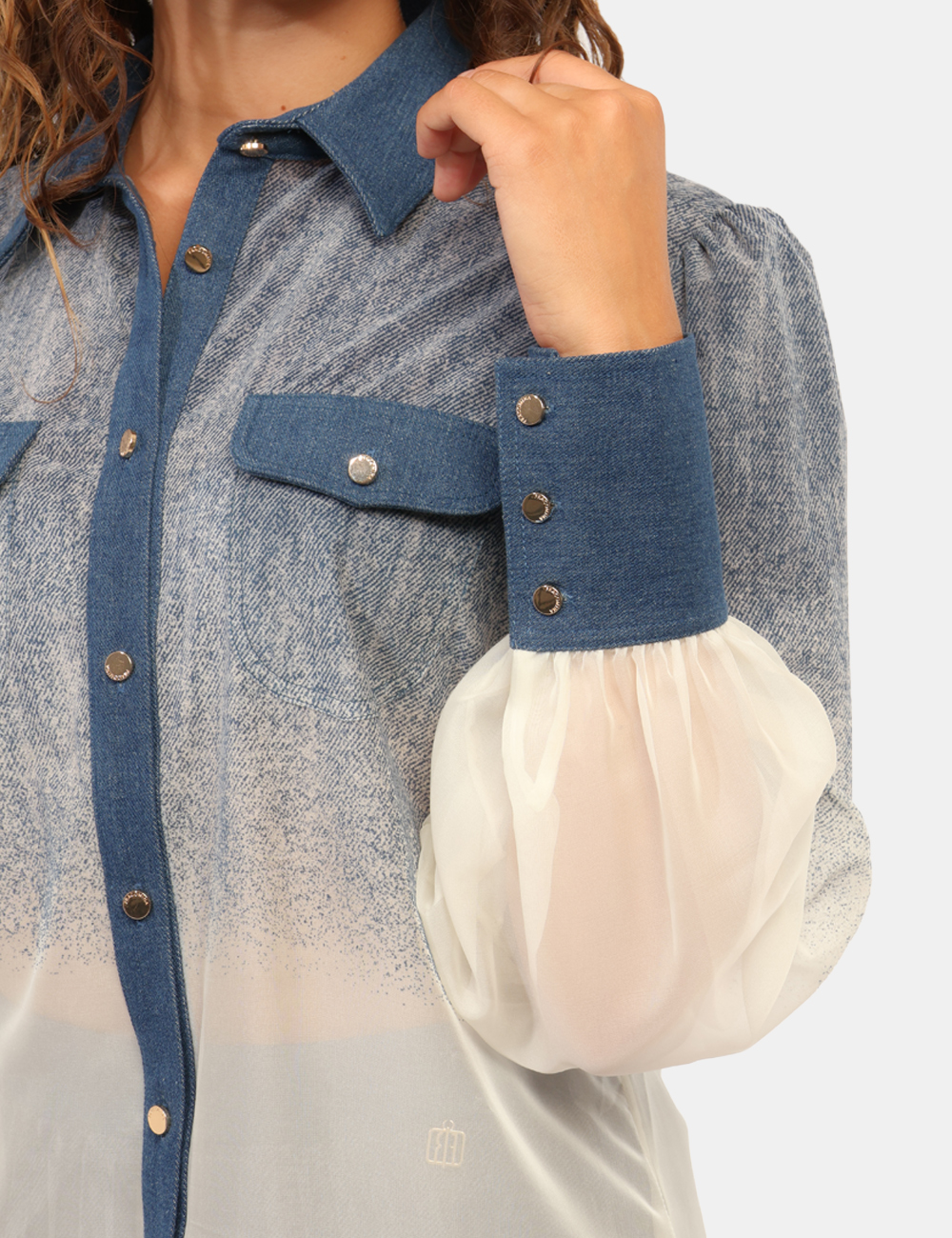 FR26WT6023-W775Q1-MCC_BLU_AI26_3 Camicia Fracomina Blu tg.S - Camicia FRACOMINA BluLa Camicia FRACOMINA Blu è un capo dal fascino contemporaneo, perfetto per