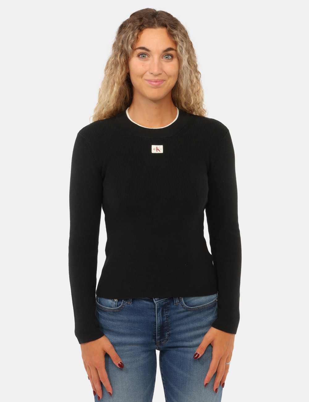 LV047G309G_UB1_AI26_6 Maglia Calvin Klein Nera - Maglia CALVIN KLEIN Nera da donna La Maglia CALVIN KLEIN Nera è il capo ideale per chi desidera u