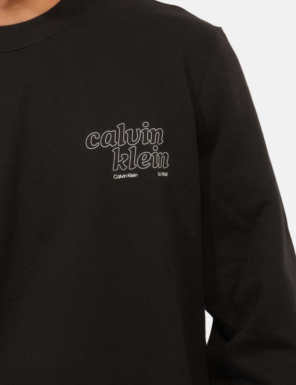 LV04RG274G_UB1_AI26_4 Felpa Calvin Klein Nera - Felpa CALVIN KLEIN Nera da uomo: comfort essenziale con dettagli iconici La Felpa CALVIN KLEIN Ner