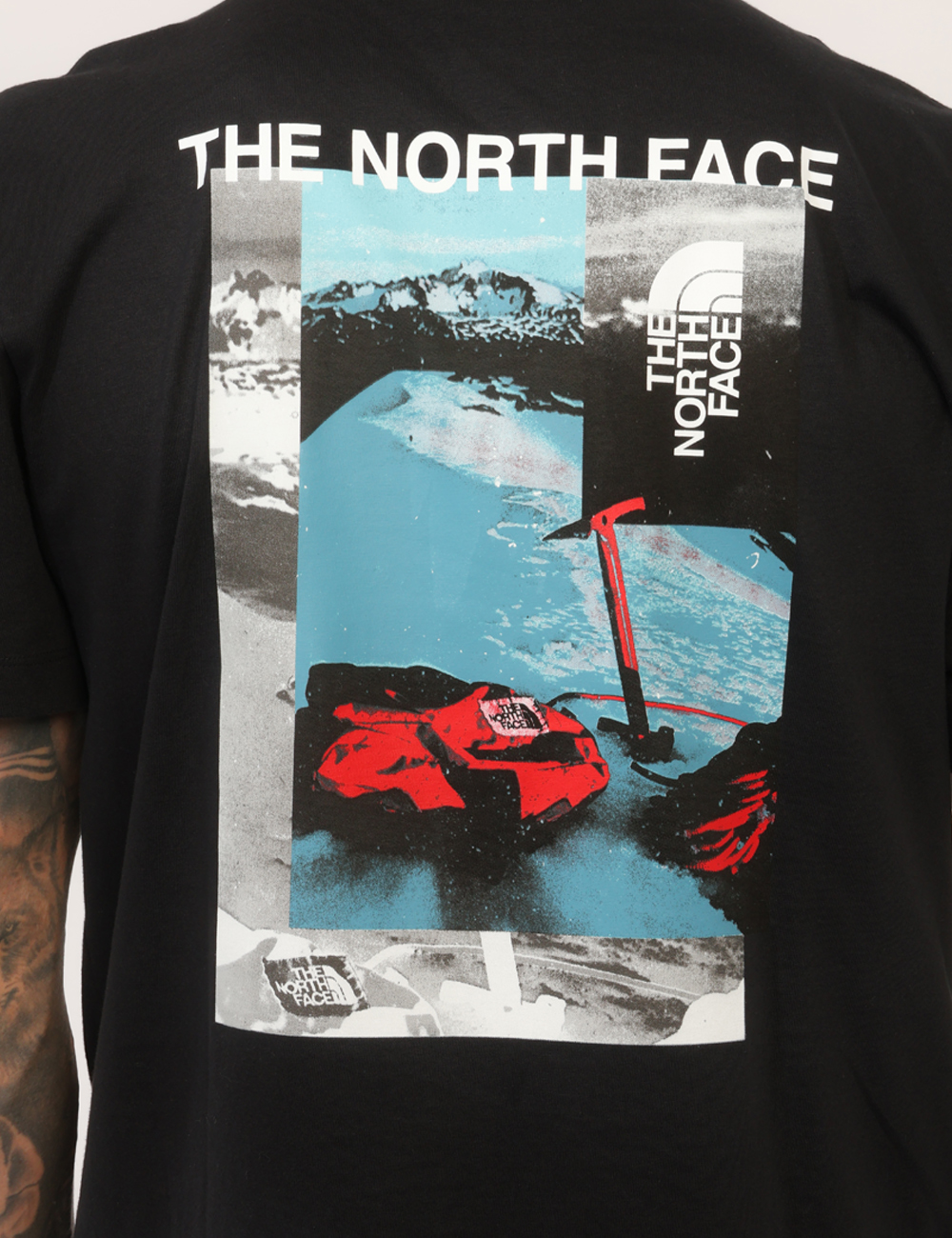 NF0A8H5KJK3S-V-CC_NERO_AI26_5 T-shirt The North Face Nera tg.M - T-shirt THE NORTH FACE Nera da uomo La T-shirt THE NORTH FACE Nera è un capo essenziale c