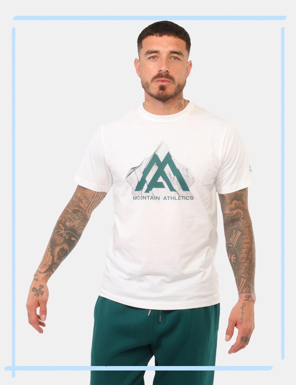 NF0A8JB2FN4S-V-CC_BIANCO_AI26_1 T-shirt The North Face Bianca tg.M - T-shirt THE NORTH FACE Bianca da uomo La T-shirt THE NORTH FACE Bianca è un capo essenz