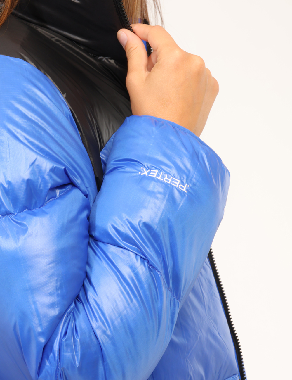 NF0A8JMCEF1S-V-CC_BLU_AI26_9 Piumino The North Face Blu tg.S - Piumino THE NORTH FACE Blu da donna Il Piumino THE NORTH FACE Blu è la soluzione ideale pe