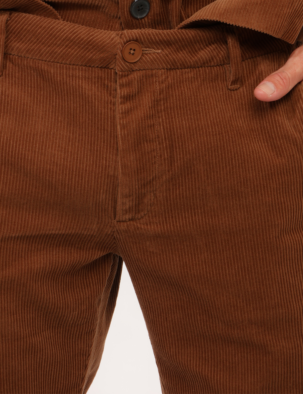 CPP46104-N-CC_NERO_AI26_3 Pantalone Sun68 Marrone tg.50 - Pantalone SUN68 Marrone da uomo Il Pantalone SUN68 Marrone è un capo versatile che unisce co