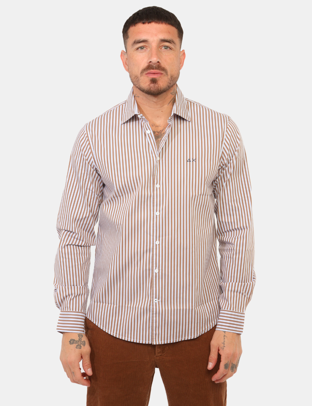 CPS46102-N-CC_MARRONE_AI26_4 Camicia Sun68 Beige tg.L - Camicia SUN68 Beige da uomo La Camicia SUN68 Beige è il capo perfetto per chi cerca uno stile raf