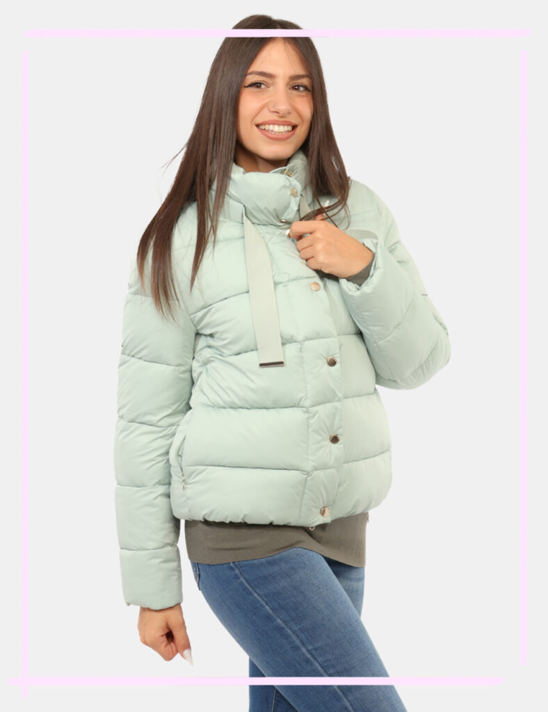 Piumino Save The Duck Azzurro tg.S - Piumino Save The Duck Azzurro da donna Il Piumino SAVE THE DUCK Azzurro da donna è un c
