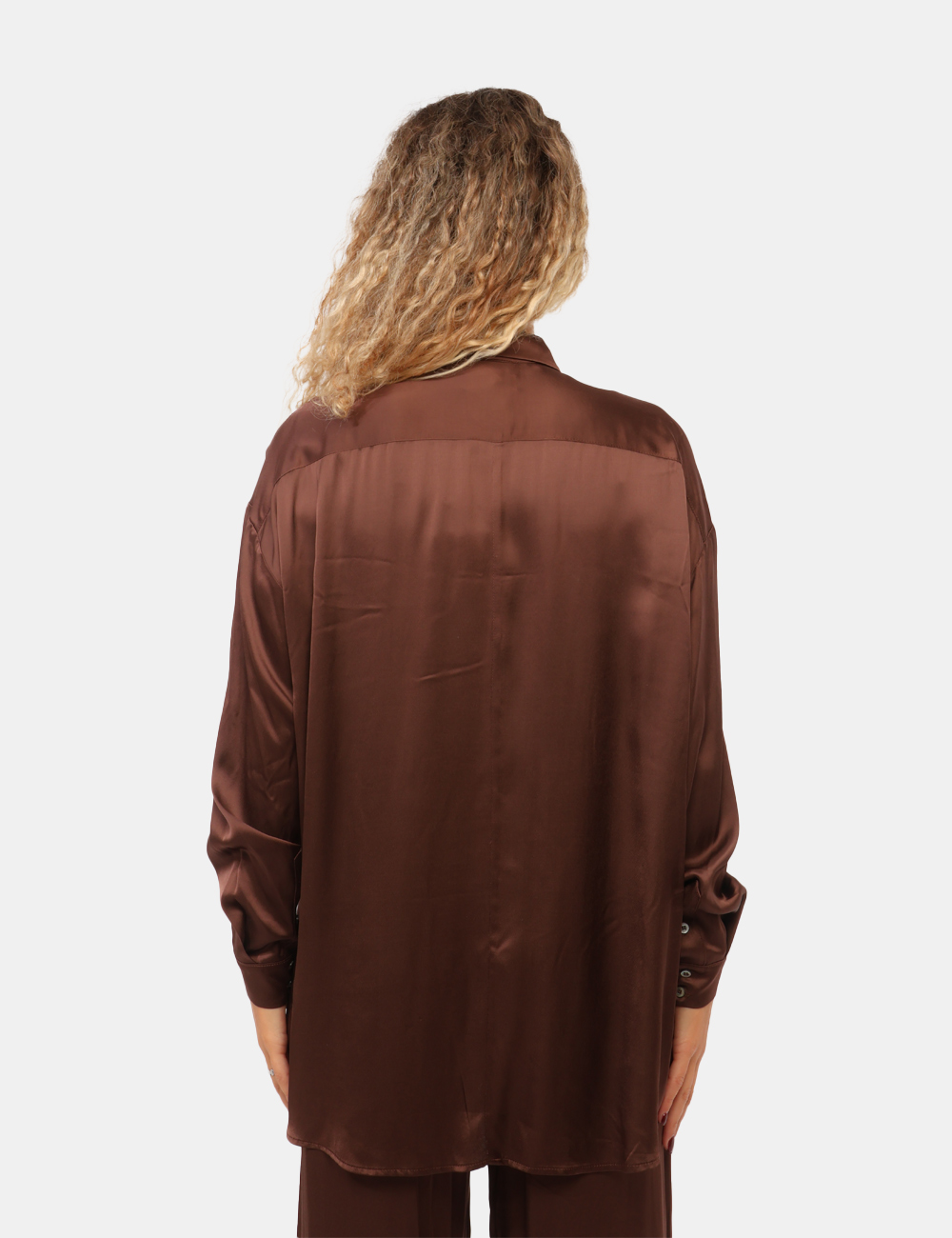 DC5014-D-CC_MARRONE_AI26_2 Camicia Ottod'Ame Marrone tg.S - Camicia Ottod'Ame MarroneLa Camicia Ottod'Ame Marrone è un capo raffinato e versatile, pens