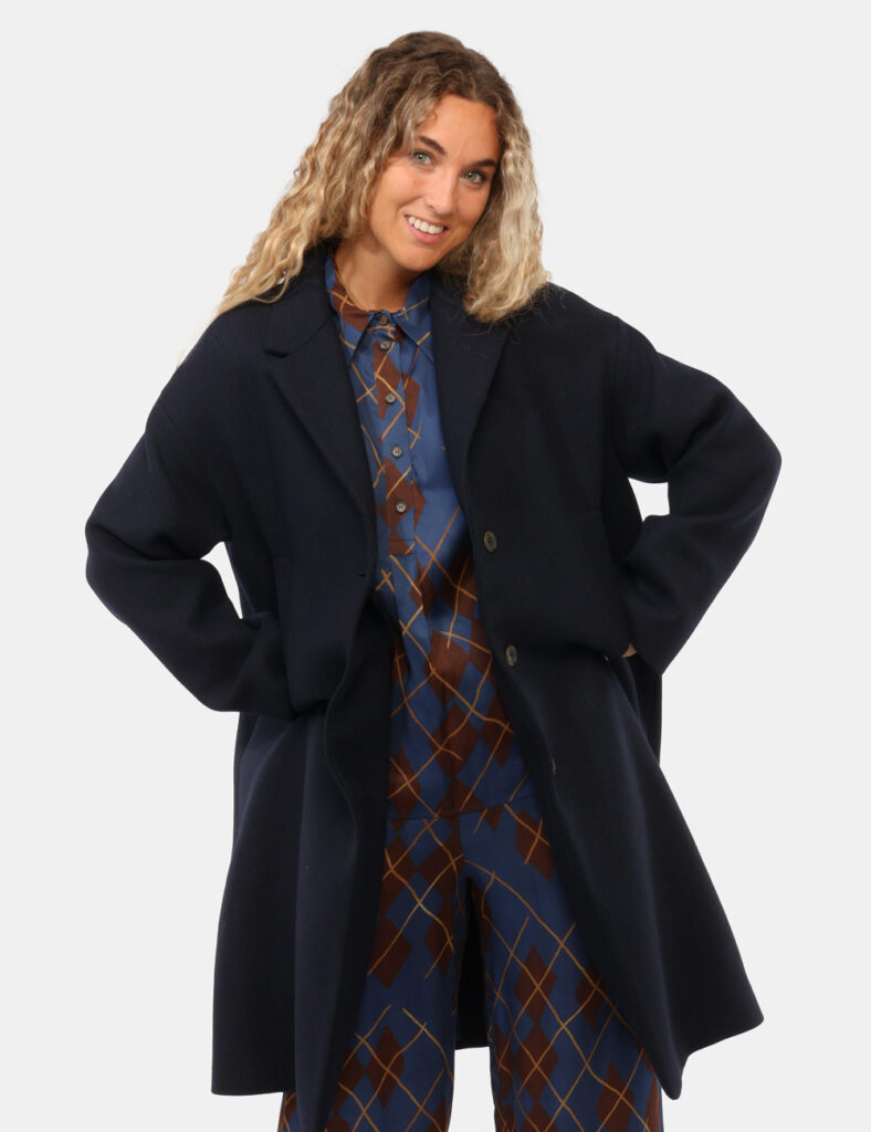 Cappotto Ottod'Ame Blu tg.S - Cappotto Ottod'Ame BluIl Cappotto Ottod'Ame Blu è il capo ideale per affrontare la stagione pi