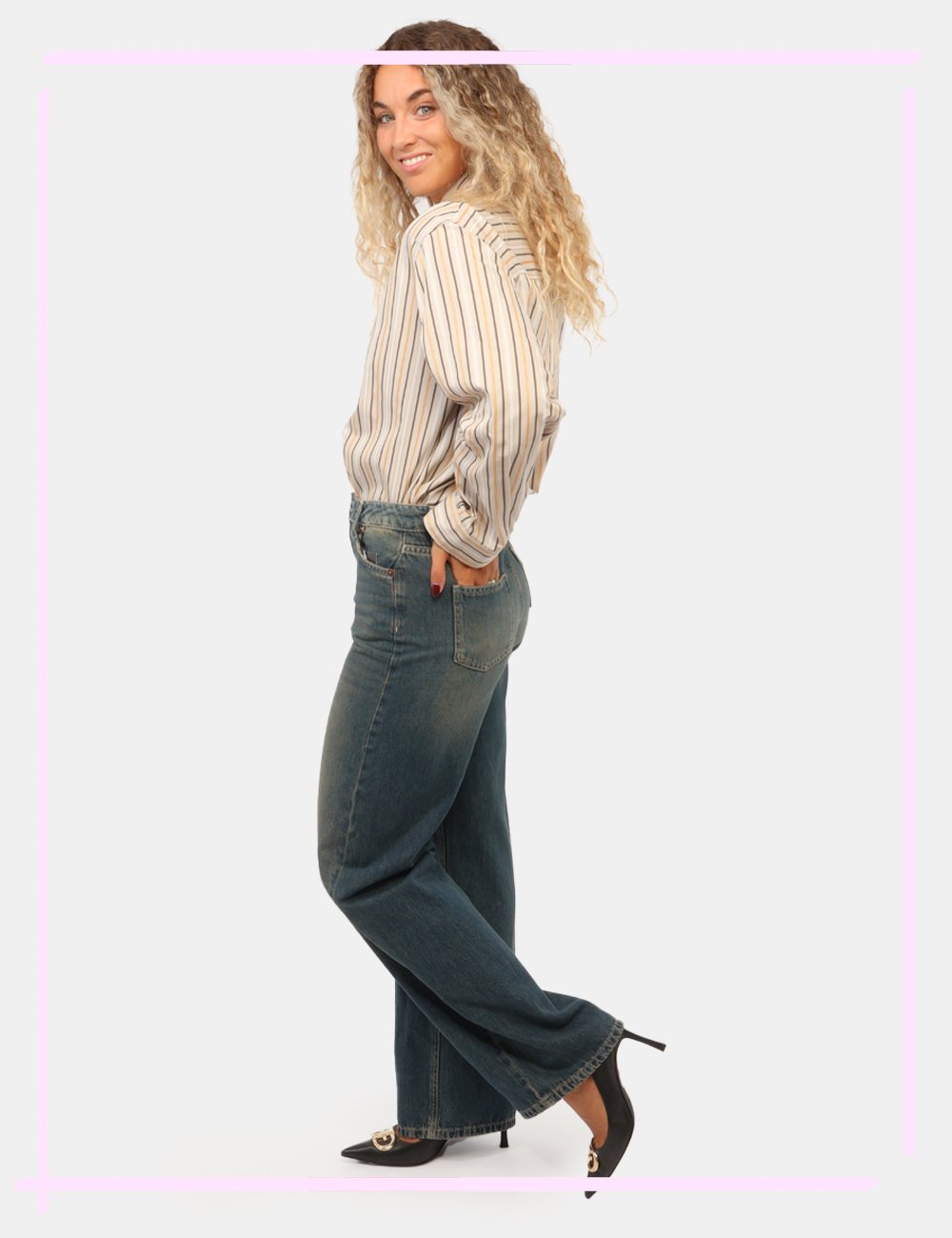 DP0081-D-CC_BLU_AI26_01 Jeans Ottod'Ame Blu tg.27 - Jeans Ottod'Ame BluI Jeans Ottod'Ame Blu sono il capo perfetto per chi desidera un denim dal fas