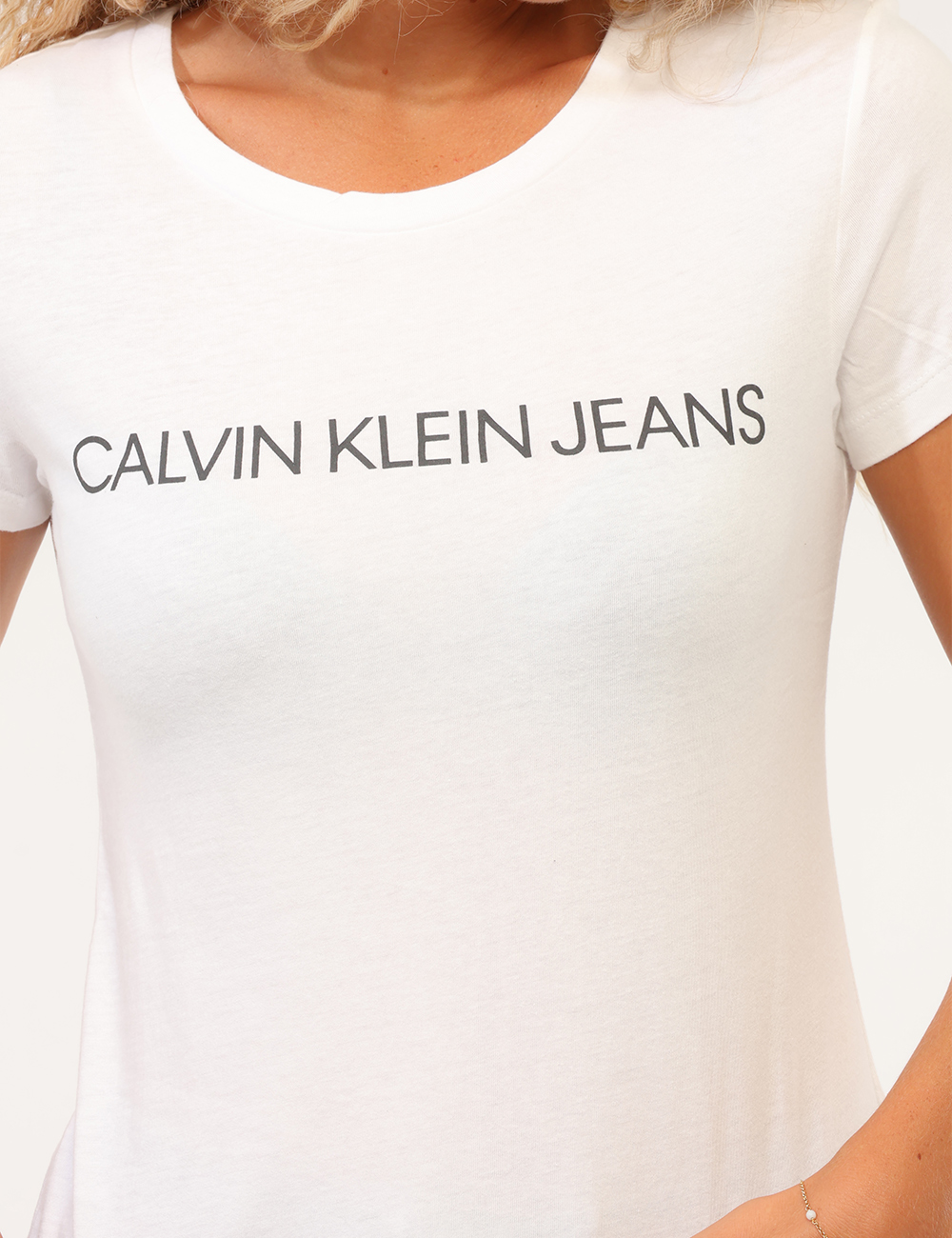 T-shirt Calvin Klein Bianca - immagine 3