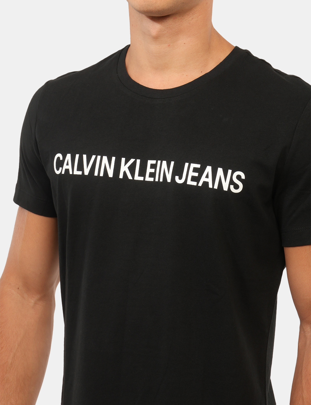 J30J307855-SC_NERO_AI26_3 T-shirt Calvin Klein Nera - T-shirt Calvin Klein Nera da uomo La T-shirt CALVIN KLEIN Nera da uomo è un capo essenziale e ve