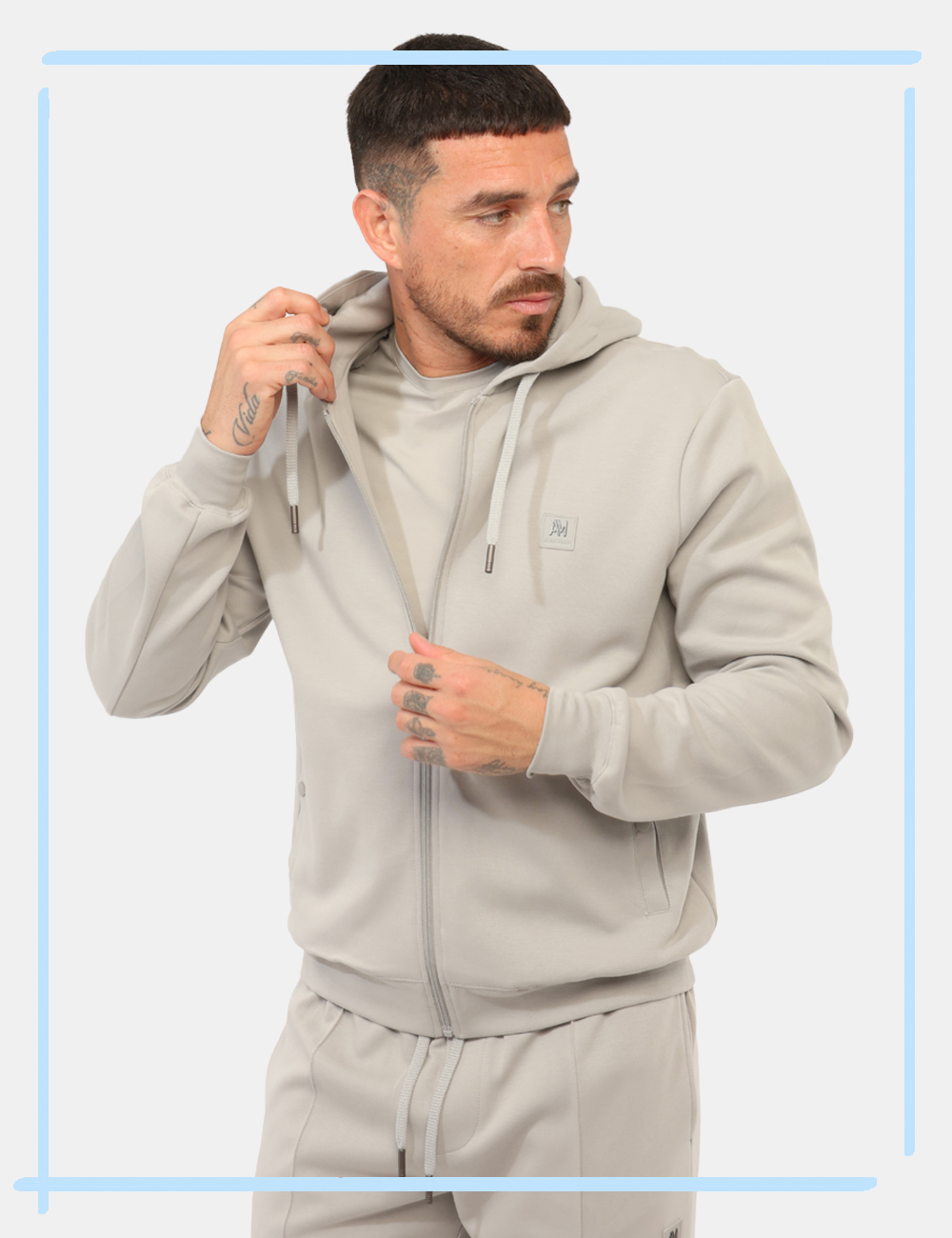 LOOK_24-861