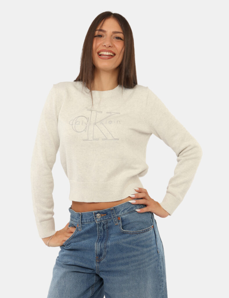 Maglia Calvin Klein Grigia - Maglia Calvin Klein Grigia da donna La Maglia CALVIN KLEIN Grigia da donna è un capo versatile