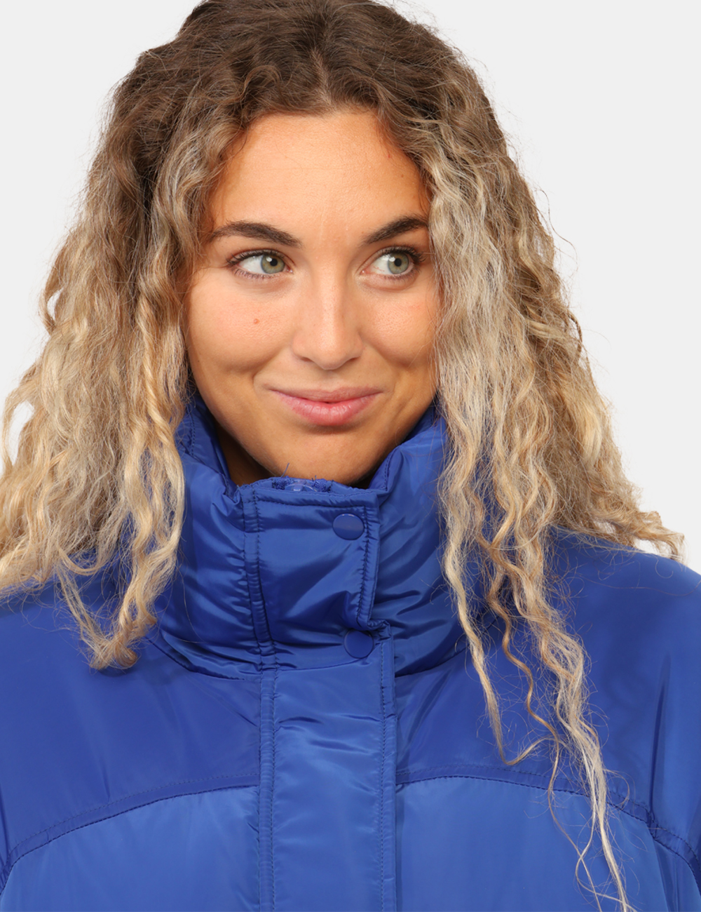 OG6228-D-CC_BLU_AI26_05 Piumino Ottod'Ame Blu tg.S - Piumino Ottod'Ame BluIl Piumino Ottod'Ame Blu è il capo ideale per affrontare la stagione più f
