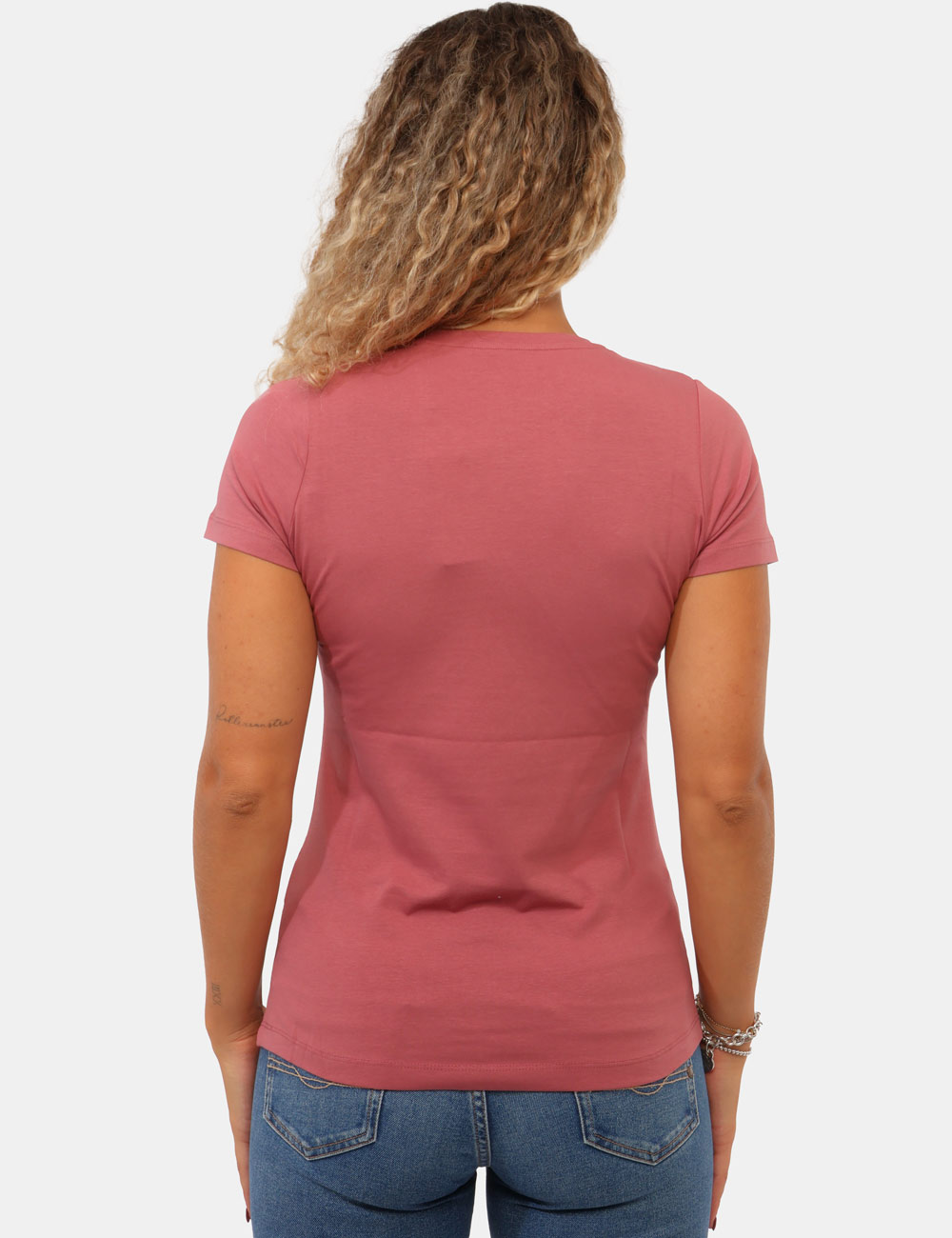 PL505202_DARK-BLUSH-PINK-P371_AI26_02 T-shirt Pepe Jeans Rosa - T-shirt PEPE JEANS Rosa da donna La T-shirt PEPE JEANS Rosa da donna è il capo ideale per chi desi