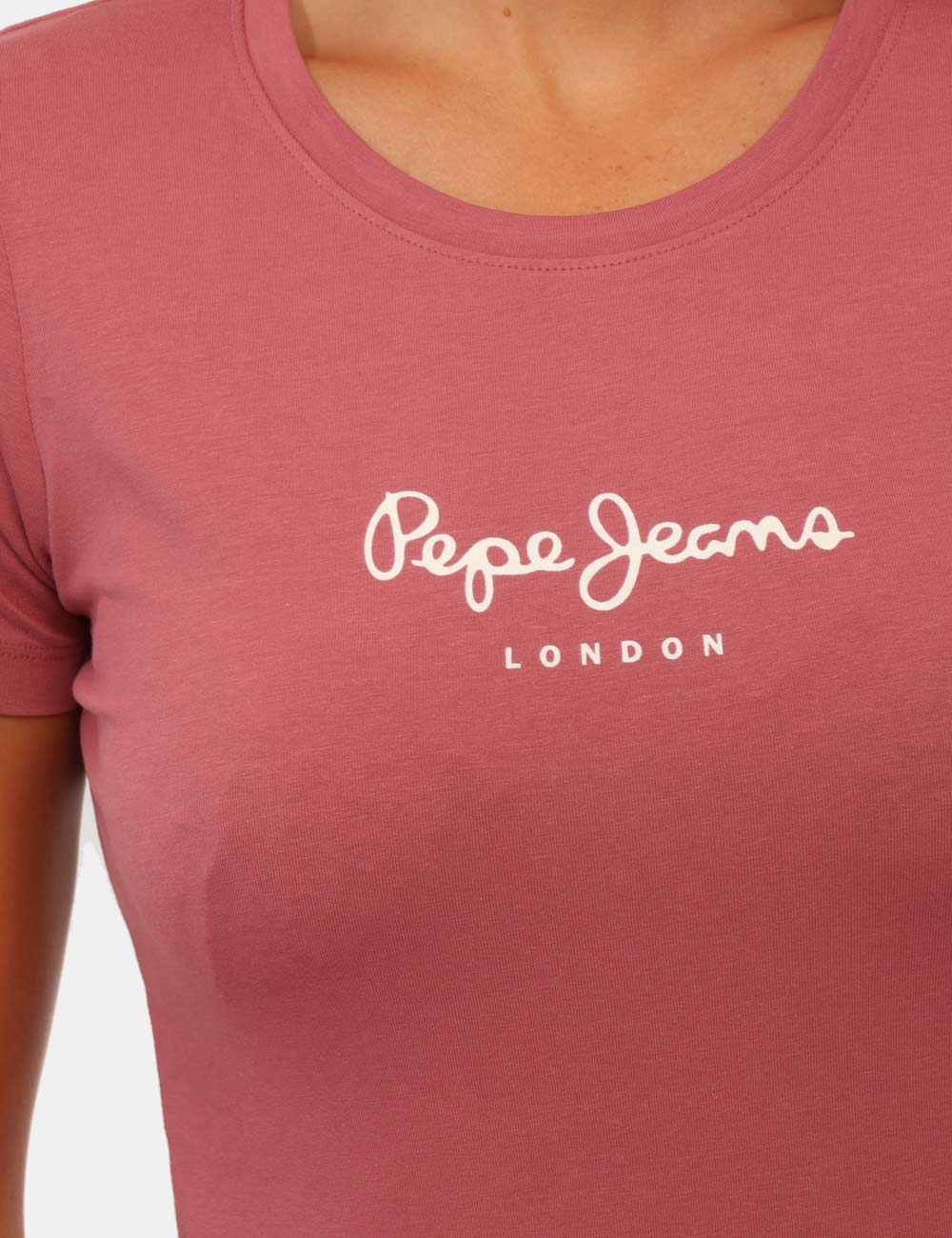 PL505202_DARK-BLUSH-PINK-P371_AI26_04 T-shirt Pepe Jeans Rosa - T-shirt PEPE JEANS Rosa da donna La T-shirt PEPE JEANS Rosa da donna è il capo ideale per chi desi