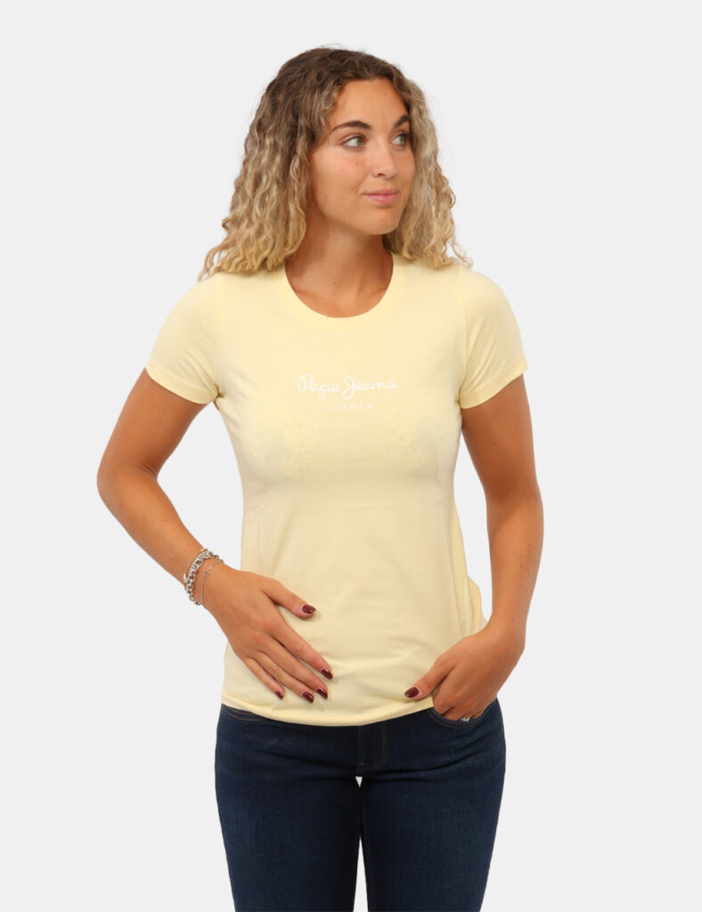 T-shirt Pepe Jeans Gialla - T-shirt PEPE JEANS Gialla da donna La T-shirt PEPE JEANS Gialla da donna è il capo ideale per ag