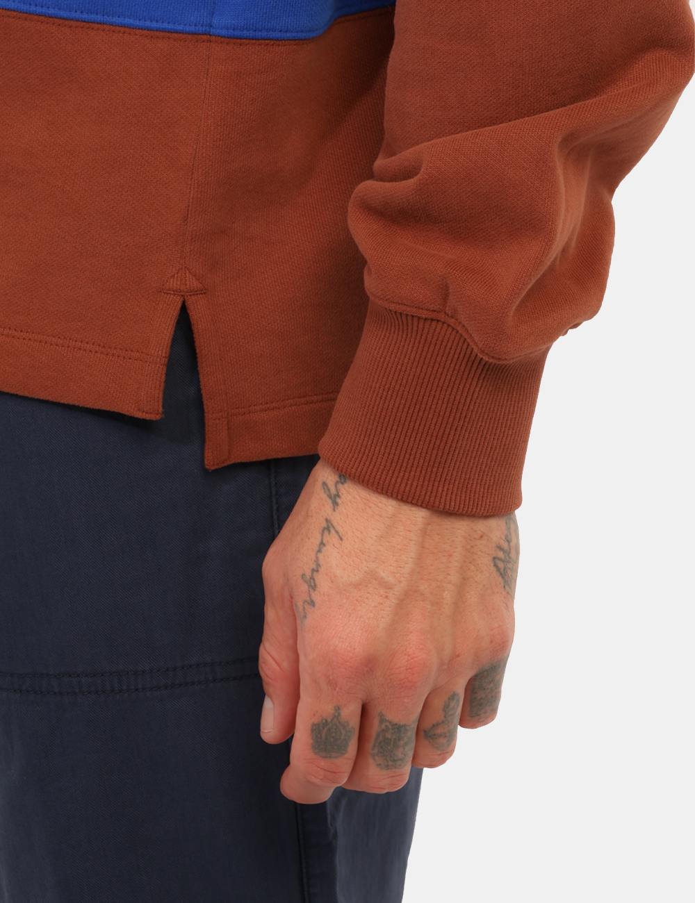 TBC0YHCVAKUS-M-W-CC_MARRONE_AI26_4 Polo Timberland Marrone tg.M - Polo TIMBERLAND Marrone da uomo La Polo TIMBERLAND Marrone da uomo è il capo perfetto per chi