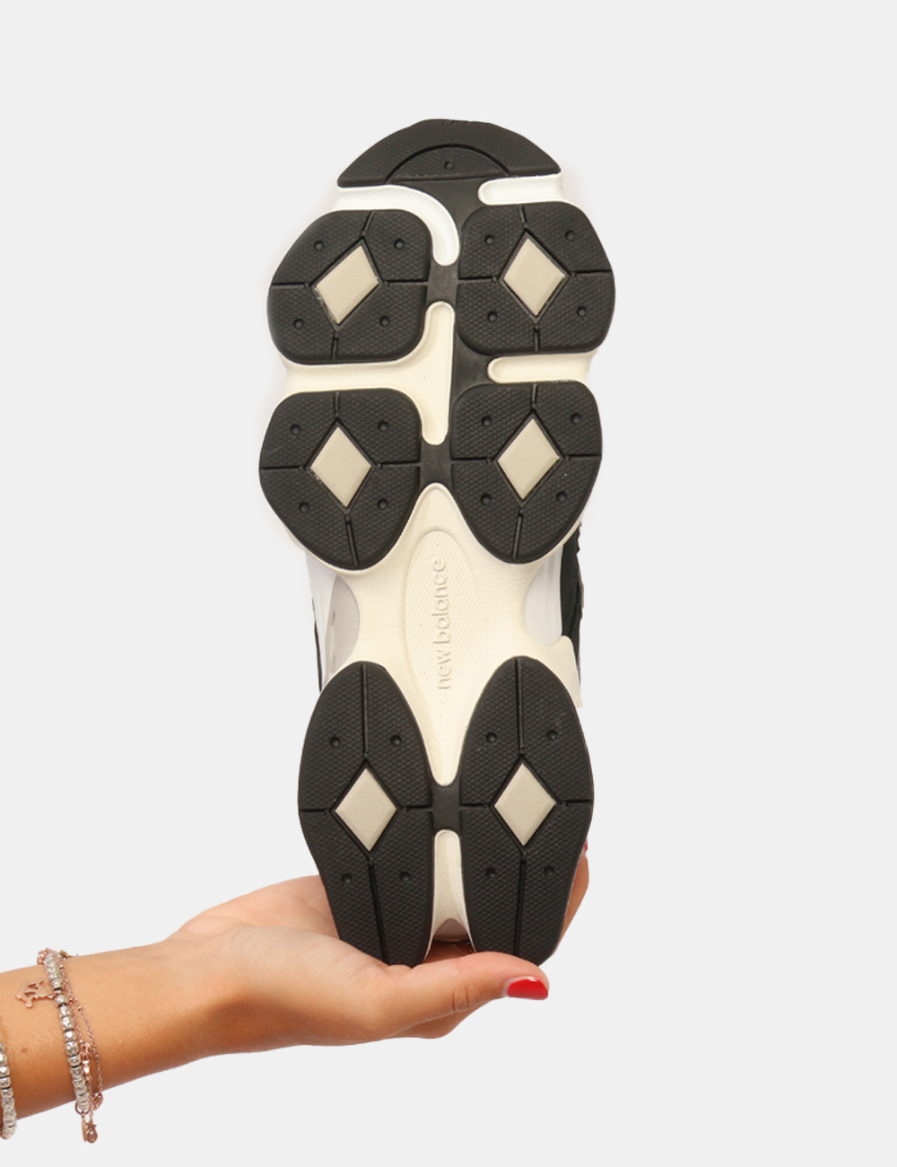 U906_BLACKTORNADO_AI26_2 Sneakers New Balance Nera - Sneakers NEW BALANCE Neracombinano uno stile intramontabile con tecnologie pensate per offrire i