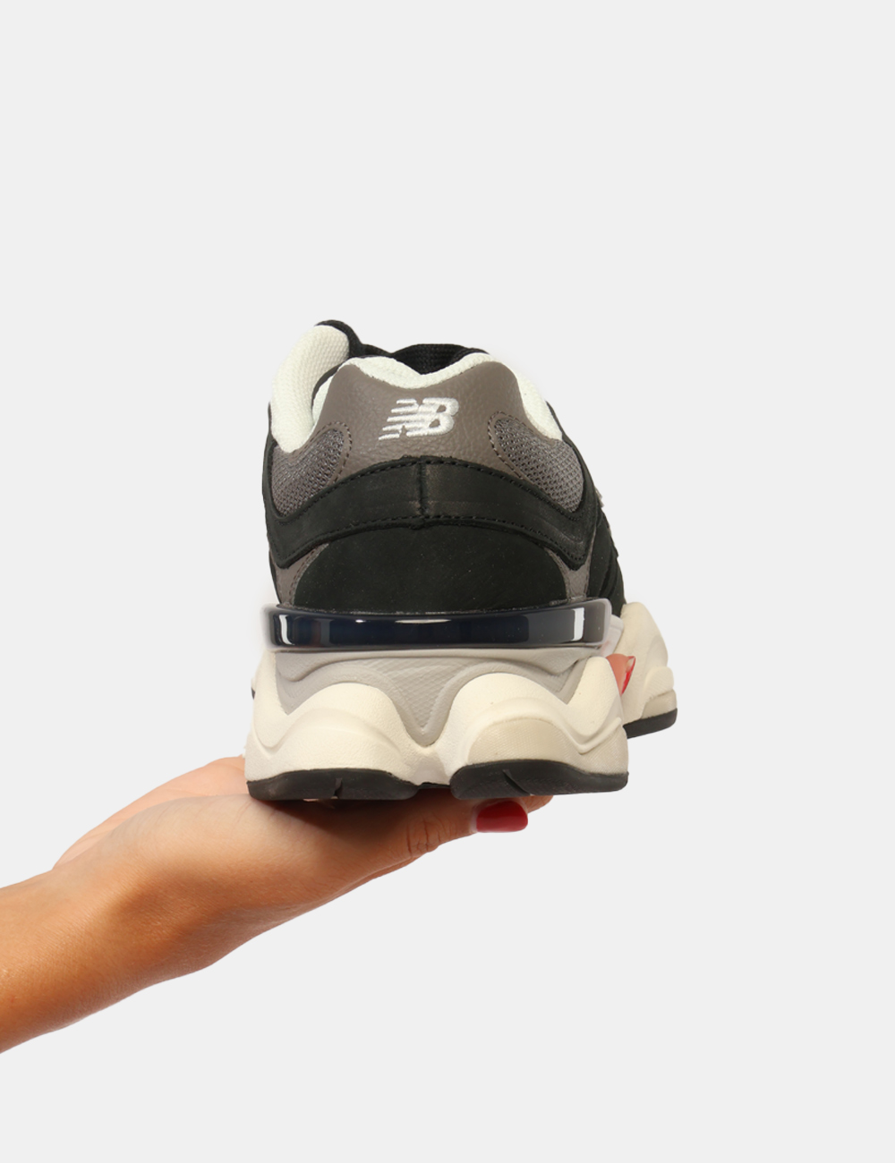 U906_BLACKTORNADO_AI26_3 Sneakers New Balance Nera - Sneakers NEW BALANCE Neracombinano uno stile intramontabile con tecnologie pensate per offrire i