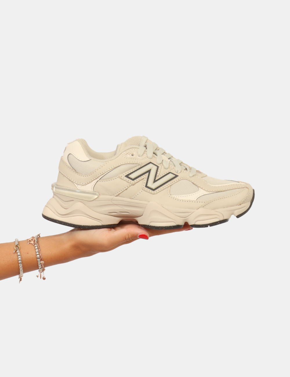 U906_SHIPYARDLINEN_AI26_3 Sneakers New Balance Beige - Sneakers NEW BALANCE Beige rappresentano l'incontro perfetto tra design iconico, comfort avanza