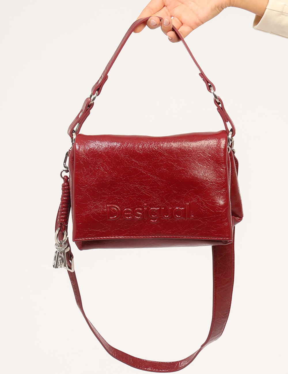 26WAXP80_ROSSO_AI26_6 Borsa Desigual Bordeaux - Borsa Desigual Bordeaux da donna La Borsa DESIGUAL Bordeaux da donna è un accessorio compatto e ve