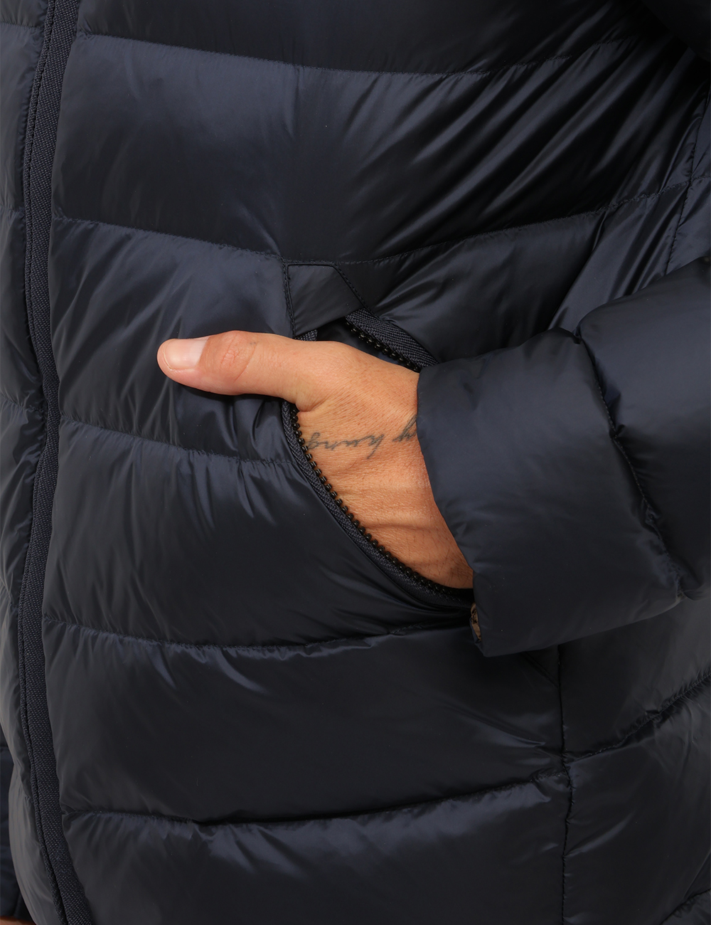 26WBLUC03044-M-CC_BLU_AI26_5 Piumino Blauer Blu tg.L - Piumino Blauer Blu da uomo Il Piumino BLAUER Blu da uomo è un capospalla versatile e contemporaneo