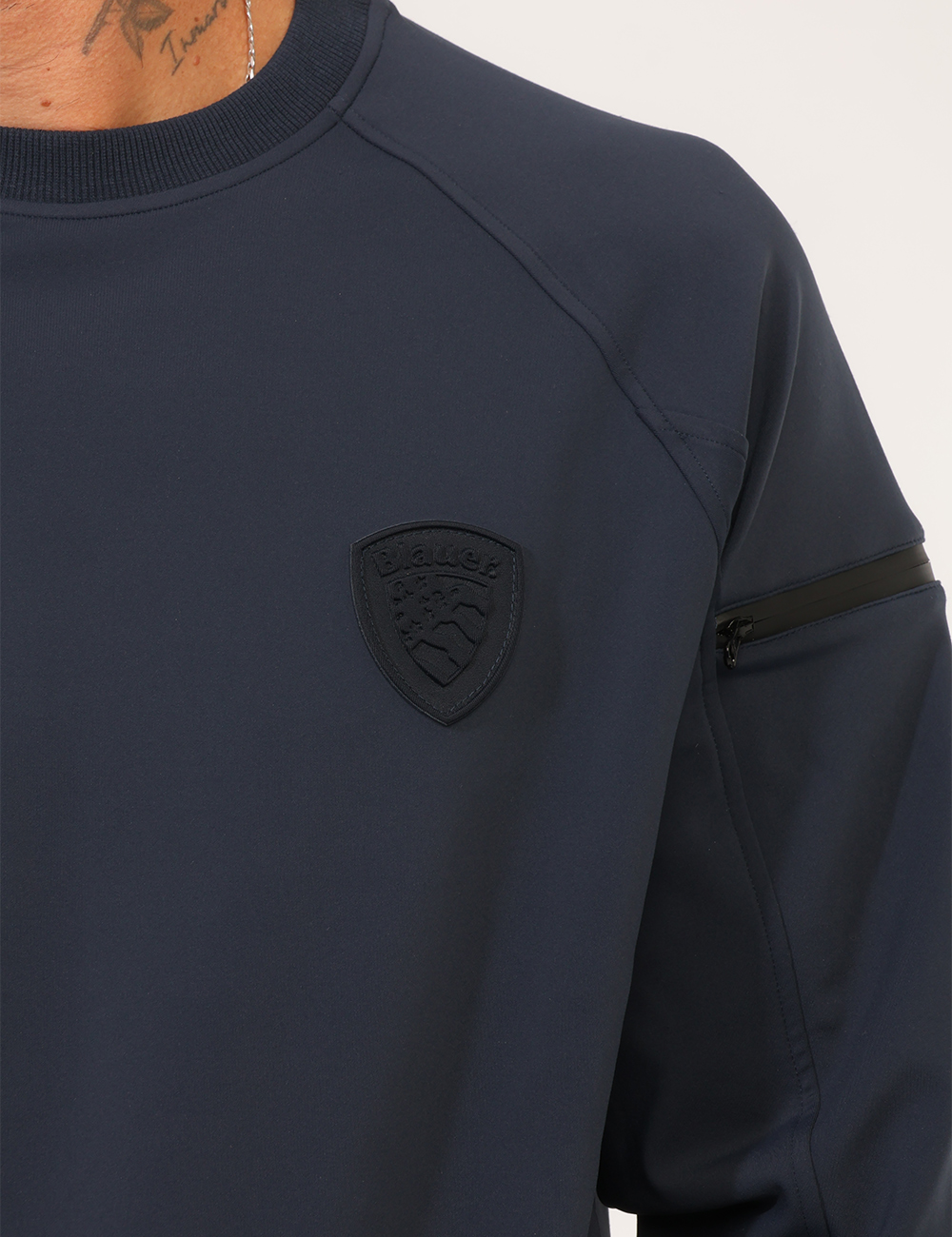 26WBLUF03392-M-CC_BLU_AI26_4 Felpa Blauer Blu tg.L - Felpa Blauer Blu da uomo La Felpa BLAUER Blu da uomo è un capo versatile e contemporaneo, pensato pe