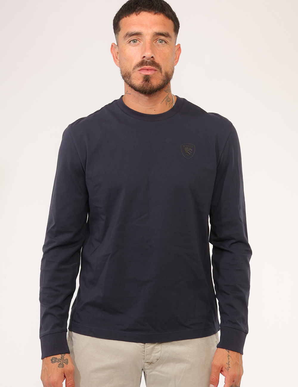 26WBLUH01417-M-CC_BLU_AI26_6 T-shirt Blauer Blu tg.L - T-shirt Blauer Blu da uomo La T-shirt BLAUER Blu da uomo è un capo essenziale e contemporaneo, ide