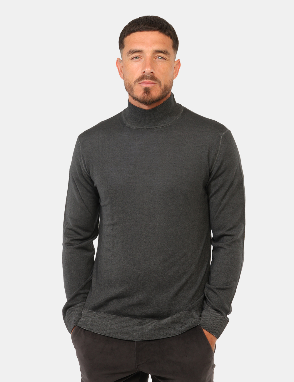 410-OC_CARBONE_AI26 Maglia Prj22. Grigia - Maglia PRJ22. Grigia da uomo La Maglia PRJ22. Grigia da uomo è un capo essenziale e versatile, ideale