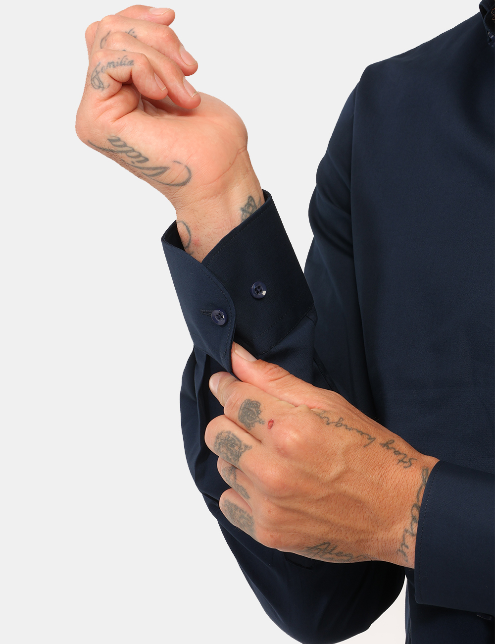 ANDREA_MICENE-POPELINE-BLU_PE26_4 Camicia Prj22. Blu - Camicia PRJ22. Blu da uomo La Camicia PRJ22. Blu da uomo è un capo versatile e intramontabile, ideale p