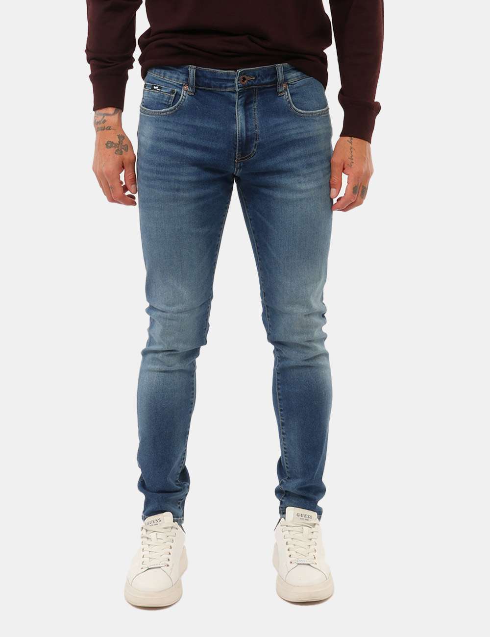 B2499-SAX-SMU-SC_BASIC-W-MEDBLUE_AI26_5 Jeans Gas Azzurro - Jeans GAS Azzurro da uomoIl Jeans GAS Azzurro da uomo è un modello versatile e contemporaneo, pensato pe
