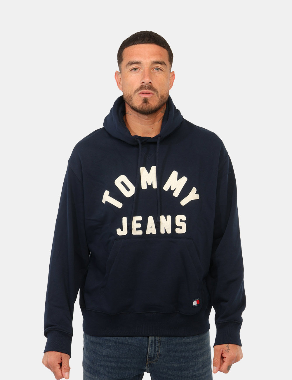 Felpa Tommy Hilfiger Blu - Felpa TOMMY HILFIGER Blu da uomo La Felpa TOMMY HILFIGER Blu è un capo casual e versatile, ideale