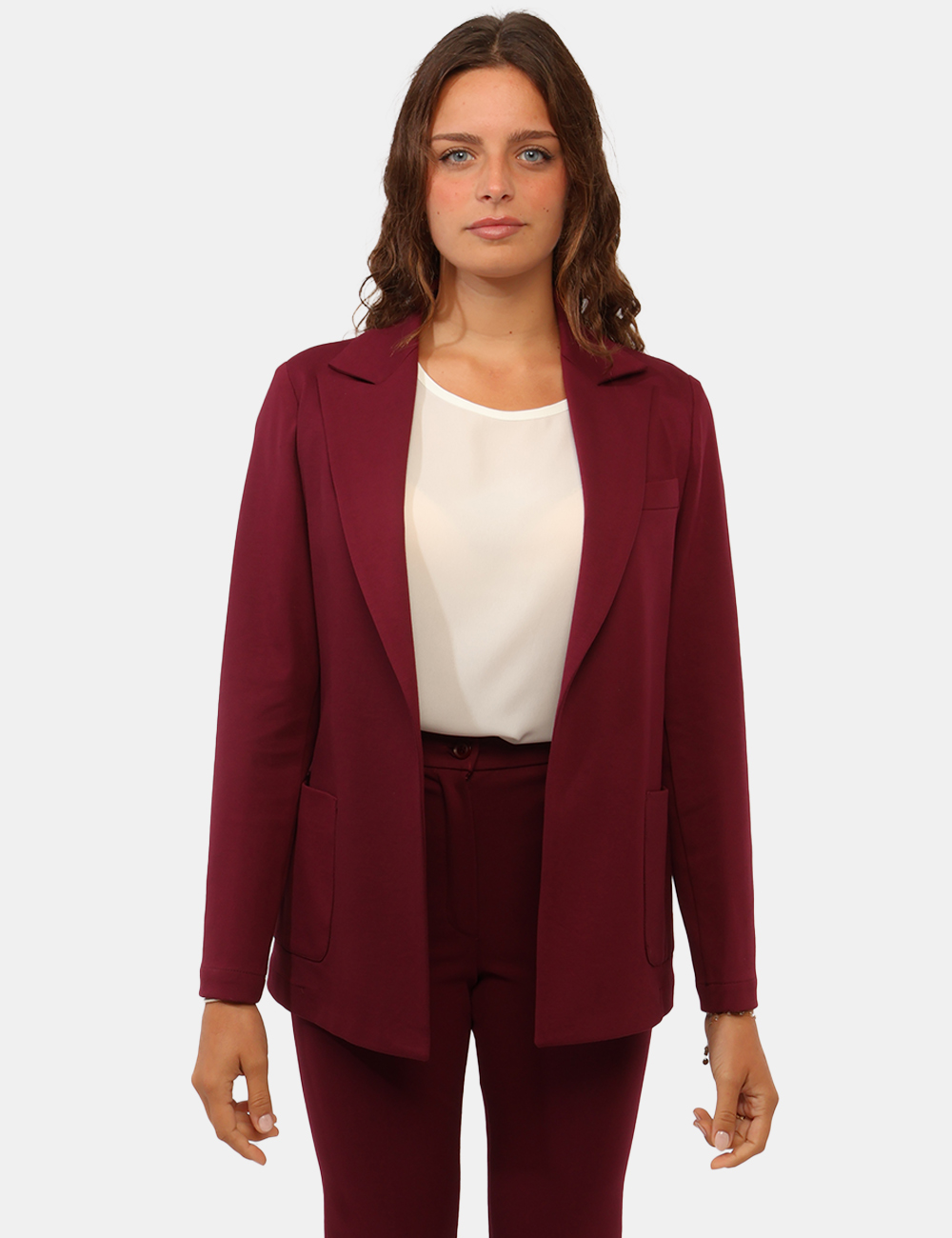 F646YBGG2298-OC_VINO_AI26_6 Blazer Rue De Clerie Bordeaux - Blazer RUE DE CLERIE Bordeaux da donna Il Blazer RUE DE CLERIE Bordeaux da donna è una propo