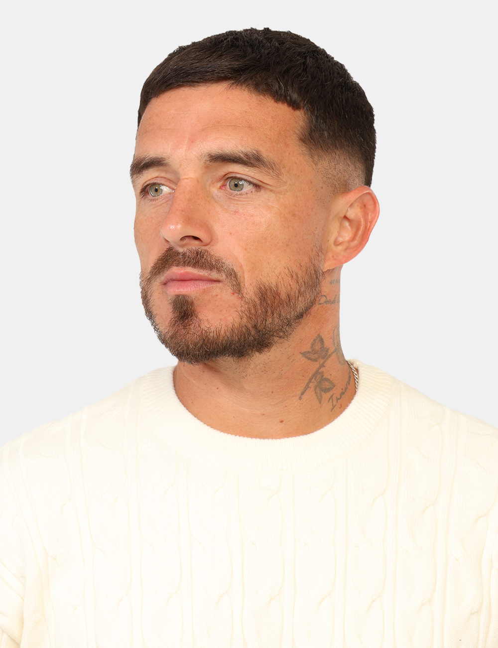 H025-OC_GRIGIO_AI26_5 Maglia Prj22. Grigia - Maglia PRJ22. Grigia da uomo La Maglia PRJ22. Grigia da uomo è un capo versatile e contemporaneo, ide