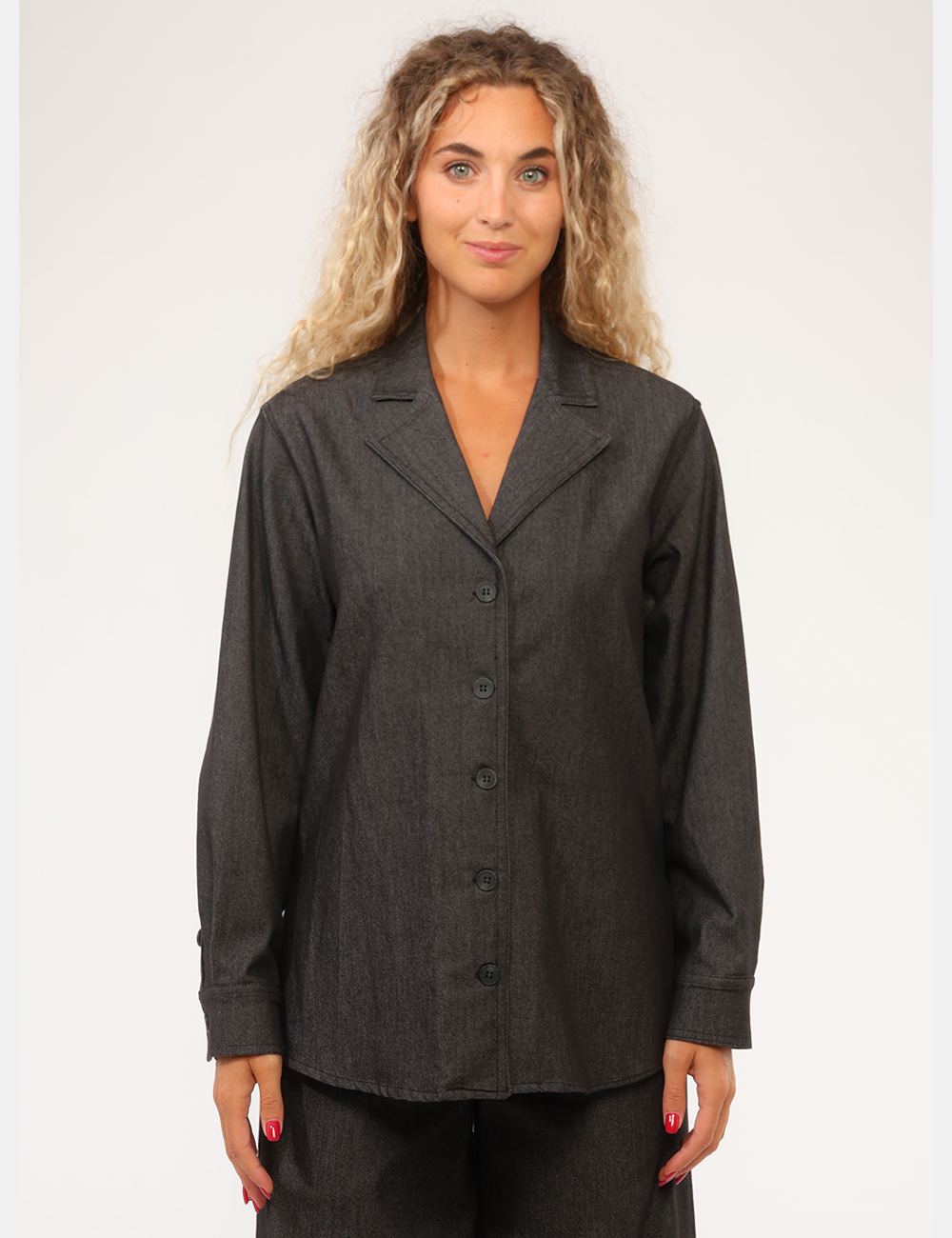 H646-23-OC_NERO_AI26_7 Camicia Rue De Clerie Grigia - Camicia RUE DE CLERIE Grigia da donna La Camicia RUE DE CLERIE Grigia da donna è un capo dal