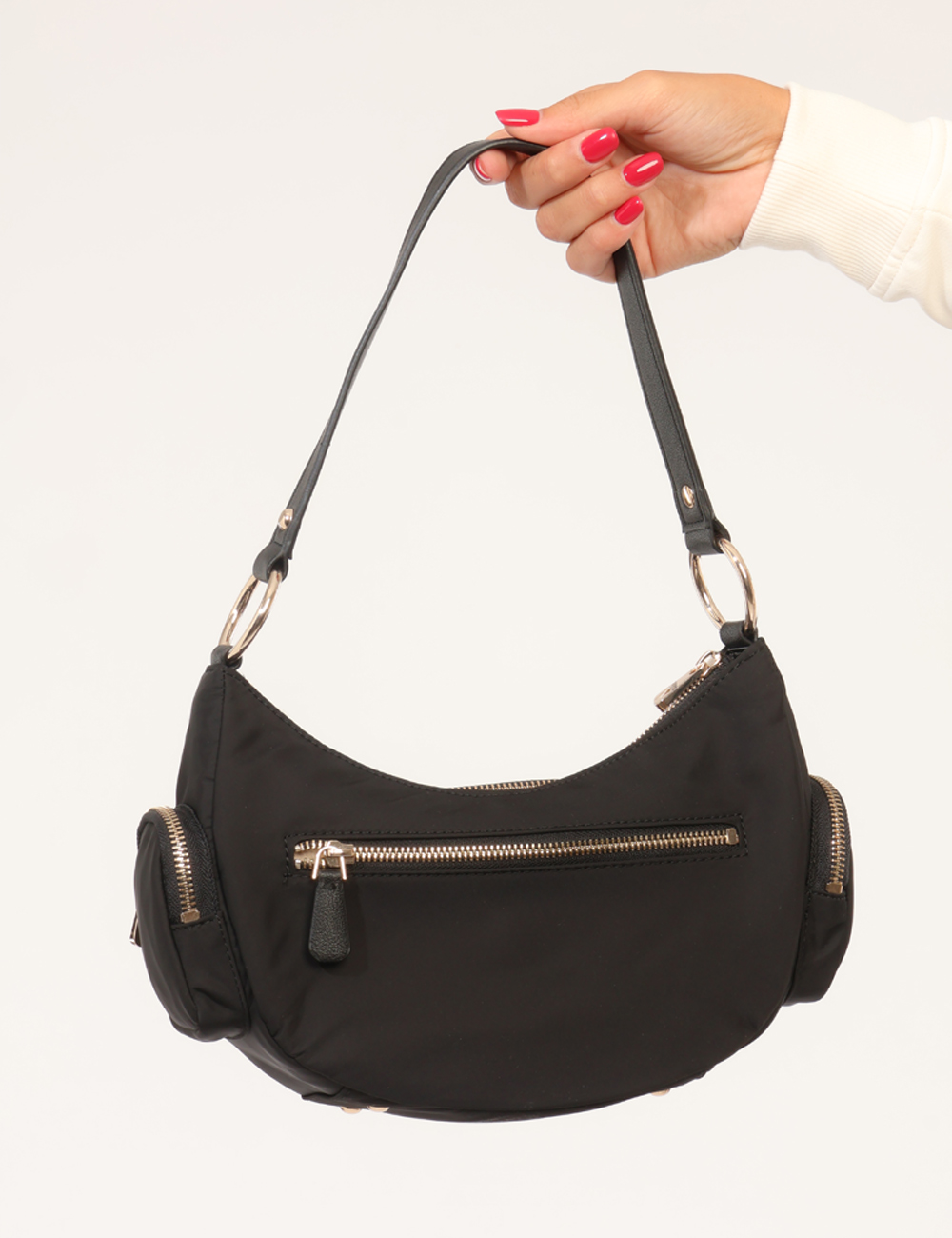 HWEYG8-39517-AOB_BLACK_AI26_4 Borsa Guess Nera - Borsa Guess Nera da donna La Borsa GUESS Nera da donna è un accessorio versatile e contemporaneo, pensato