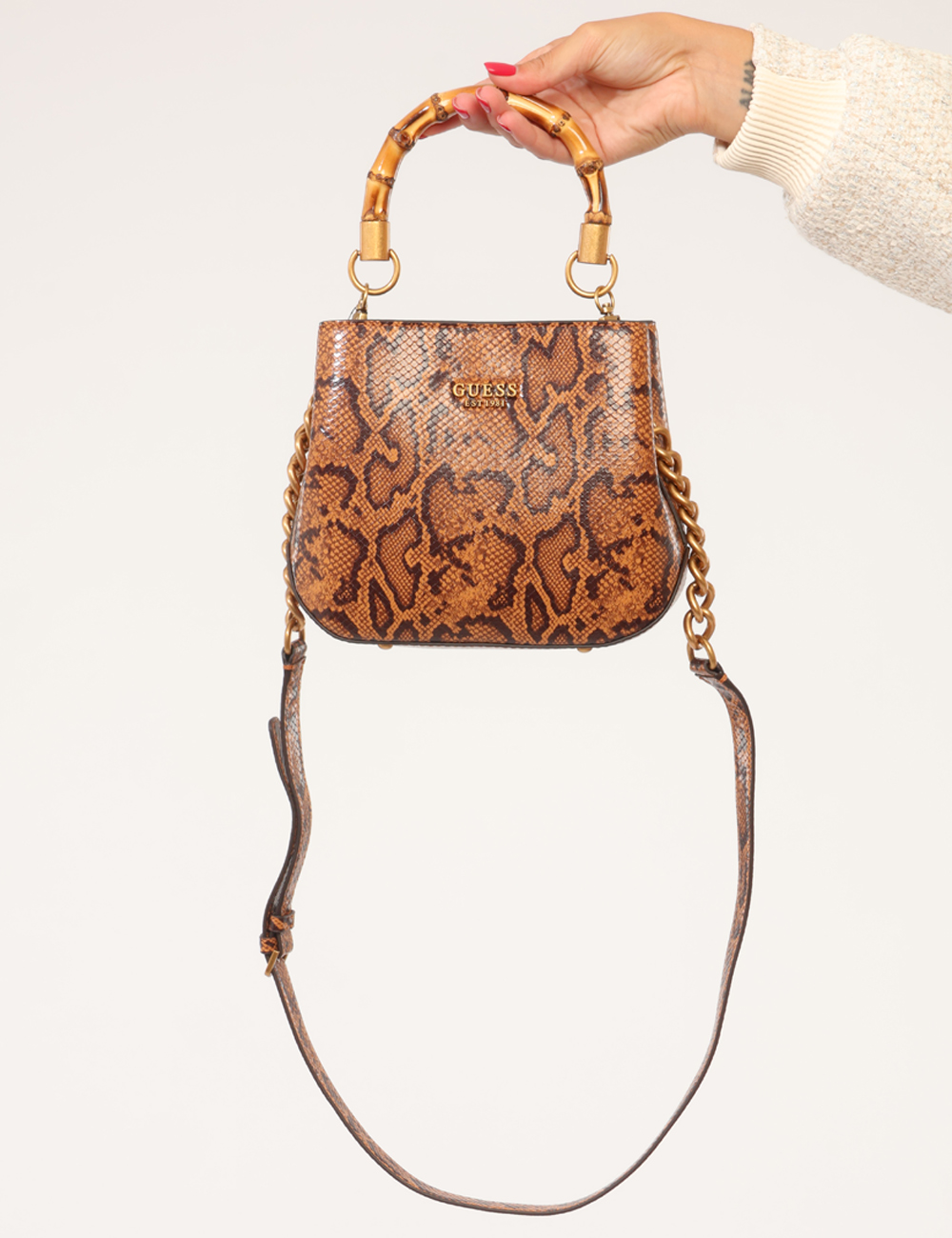 HWKP95-15010-AOB_AMBER_AI26_3 Borsa Guess Marrone - Borsa Guess Marrone da donna La Borsa GUESS Marrone da donna è un accessorio dal carattere deciso e ri