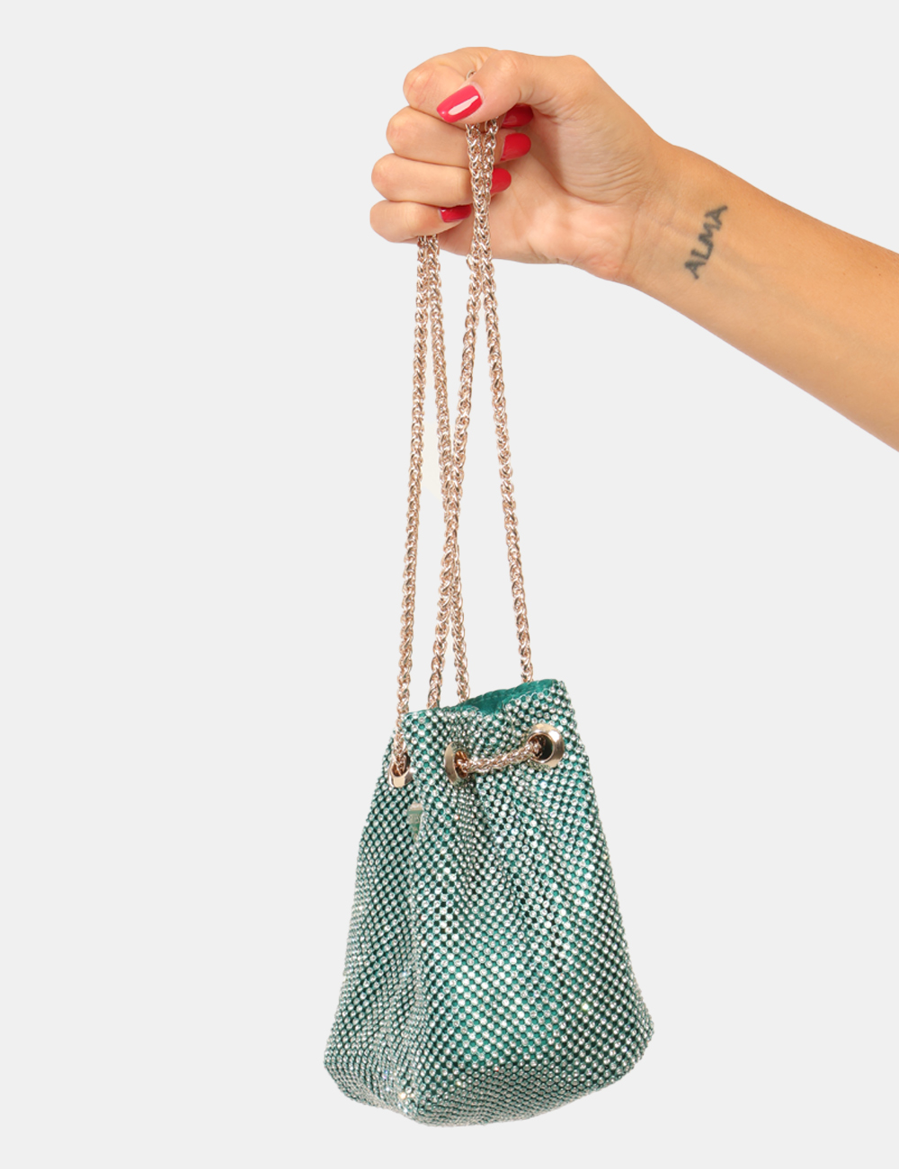 HWRP93-50750-AOB_EMERALD_AI26_3 Borsa Guess Verde - Borsa Guess Verde da donna La Borsa GUESS Verde da donna è un accessorio originale e luminoso, pensato p