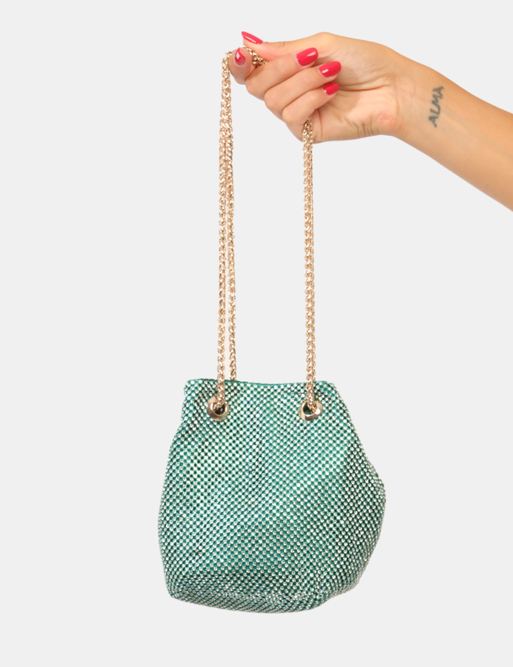HWRP93-50750-AOB_EMERALD_AI26_4 Borsa Guess Verde - Borsa Guess Verde da donna La Borsa GUESS Verde da donna è un accessorio originale e luminoso, pensato p