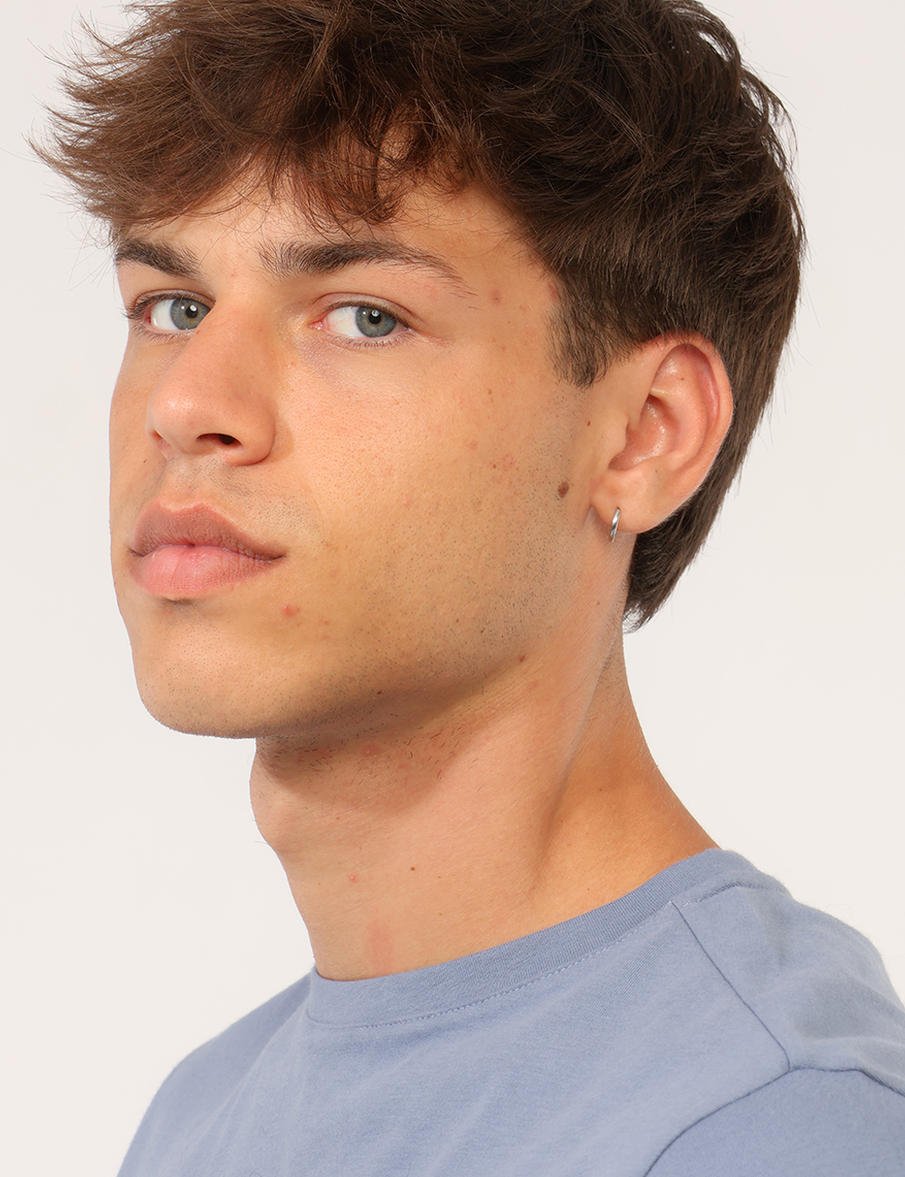 K3136RW-P-CC_AZZURRO_AI26_4 T-shirt K-Way Azzurra tg.L - T-shirt K-WAY Azzurra da uomoLa T-shirt K-WAY Azzurra da uomo è un capo essenziale che unisce s