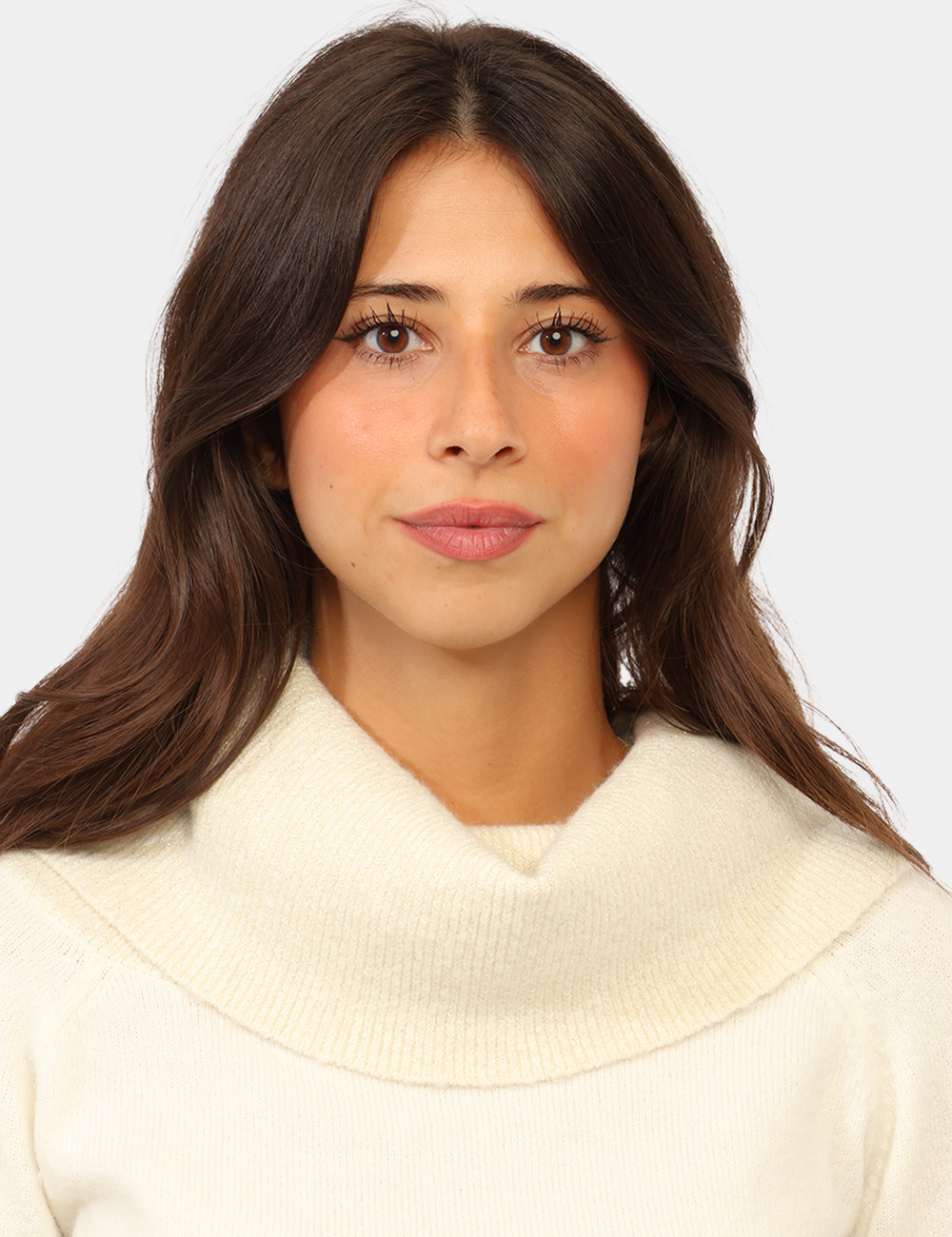 M054-BN00_AVORIO_AI26_4 Maglia Yes Zee Bianca - Maglia YES ZEE Bianca da donna La Maglia YES ZEE Bianca da donna è un capo luminoso e femminile, pen