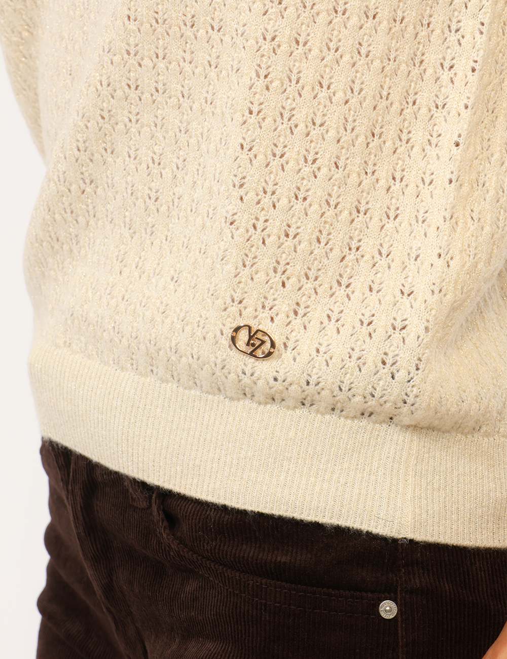 M101-IL00_AVORIO_AI26_3 Maglia Yes Zee Beige - Maglia YES ZEE Beige da donna La Maglia YES ZEE Beige da donna è un capo femminile e versatile, ideal