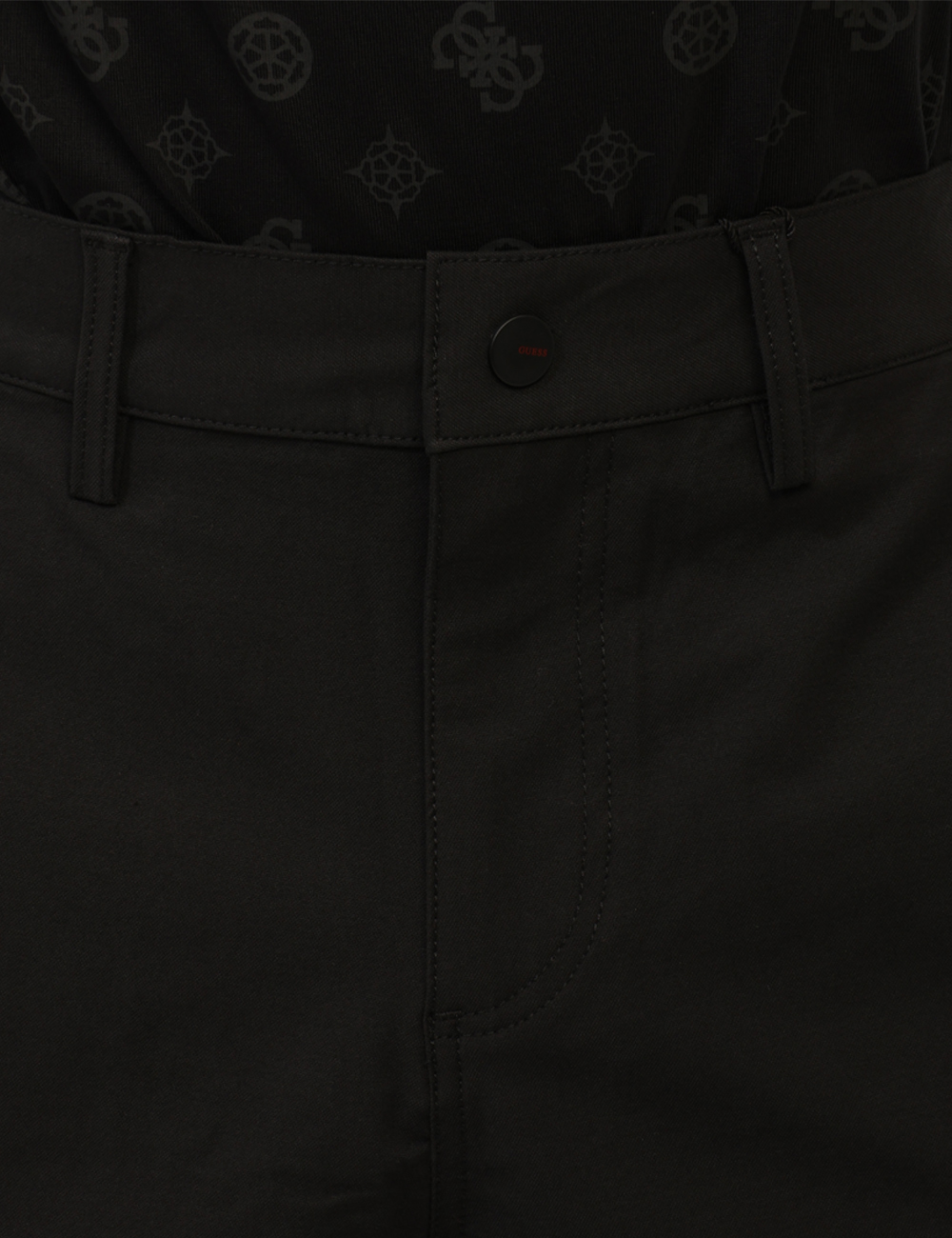 M5YB50-WHEY0-SC_JET-BLACK-A996_AI26_5 Pantalone Guess Nero - Pantalone Guess Nero da uomo Il Pantalone GUESS Nero da uomo è un capo versatile e contemporaneo, ide