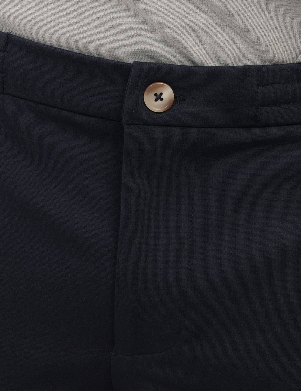 M6GB08-K3198-SC_SMART-BLUE_AI26_3 Pantaloni Guess Blu - Pantaloni Guess Blu da uomo I Pantaloni GUESS Blu da uomo sono un capo versatile e contemporaneo, pens