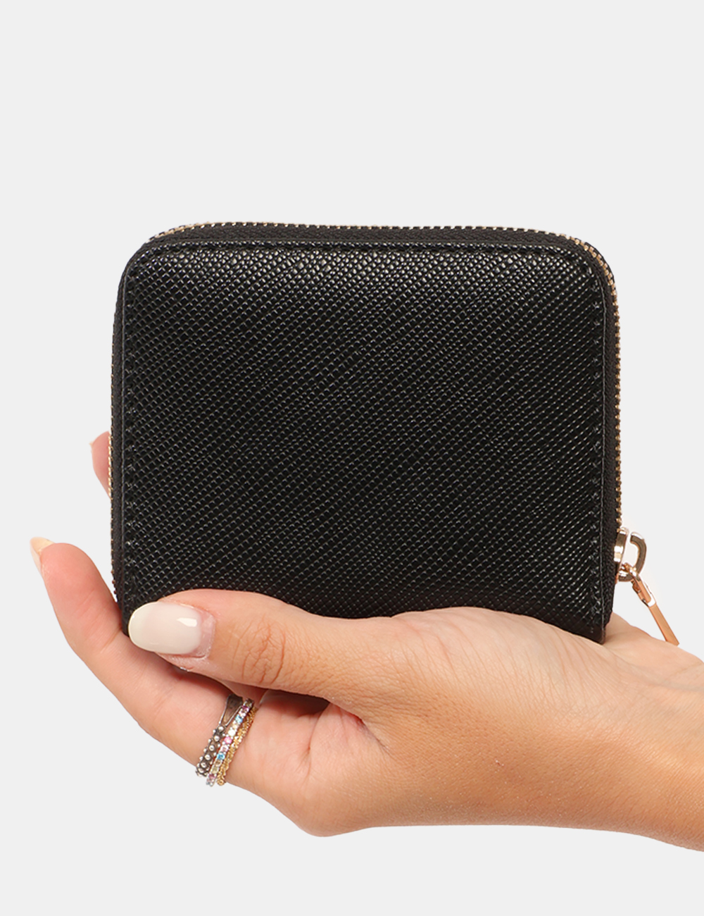SWZG74-59137-OA_BLACK_AI25_3 Portafoglio Guess Nero - Portafoglio GUESS Nero da donna Il Portafoglio GUESS Nero da donna è un accessorio elegante e versa